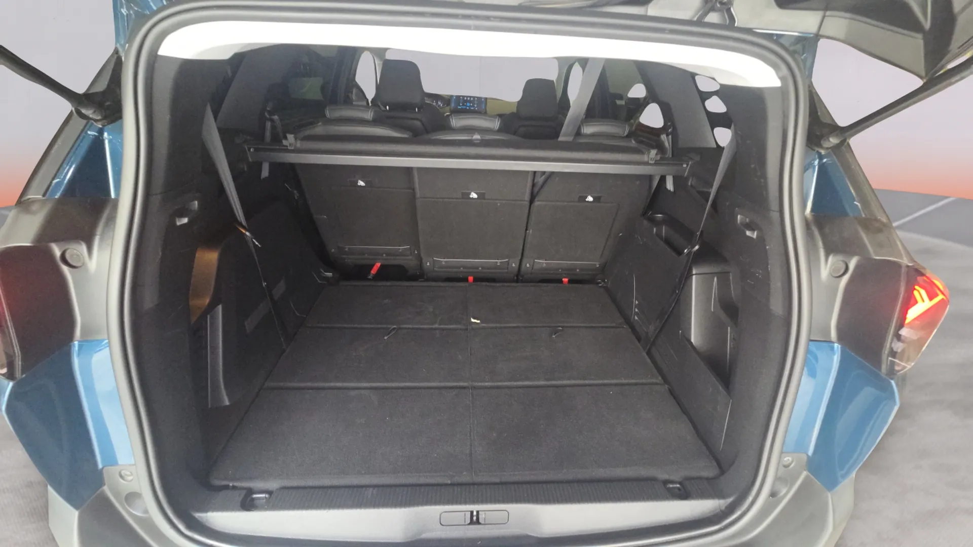Peugeot 5008 1.5 BlueHDi Allure EAT8 - foto 9