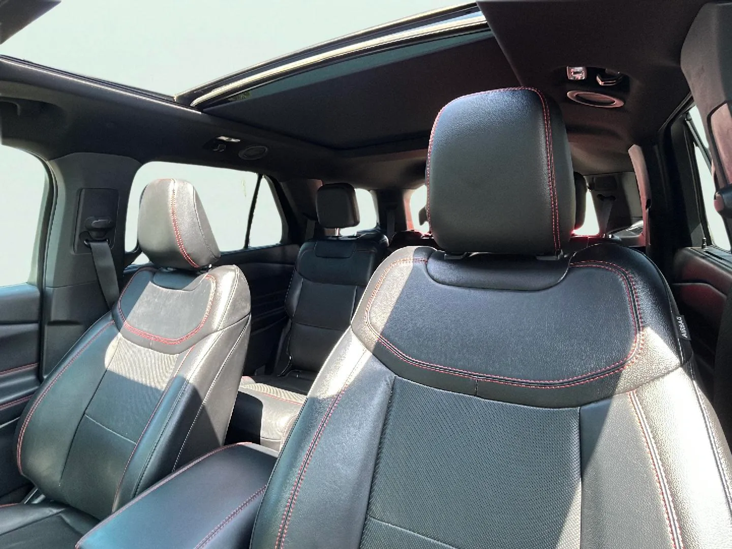 Ford Explorer 3.0 PHEV AWD ST-Line - foto 22