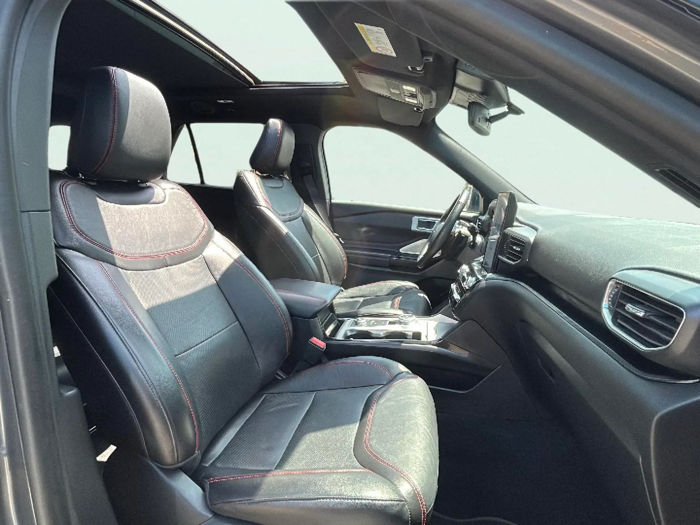 Ford Explorer 3.0 PHEV AWD ST-Line - foto 15