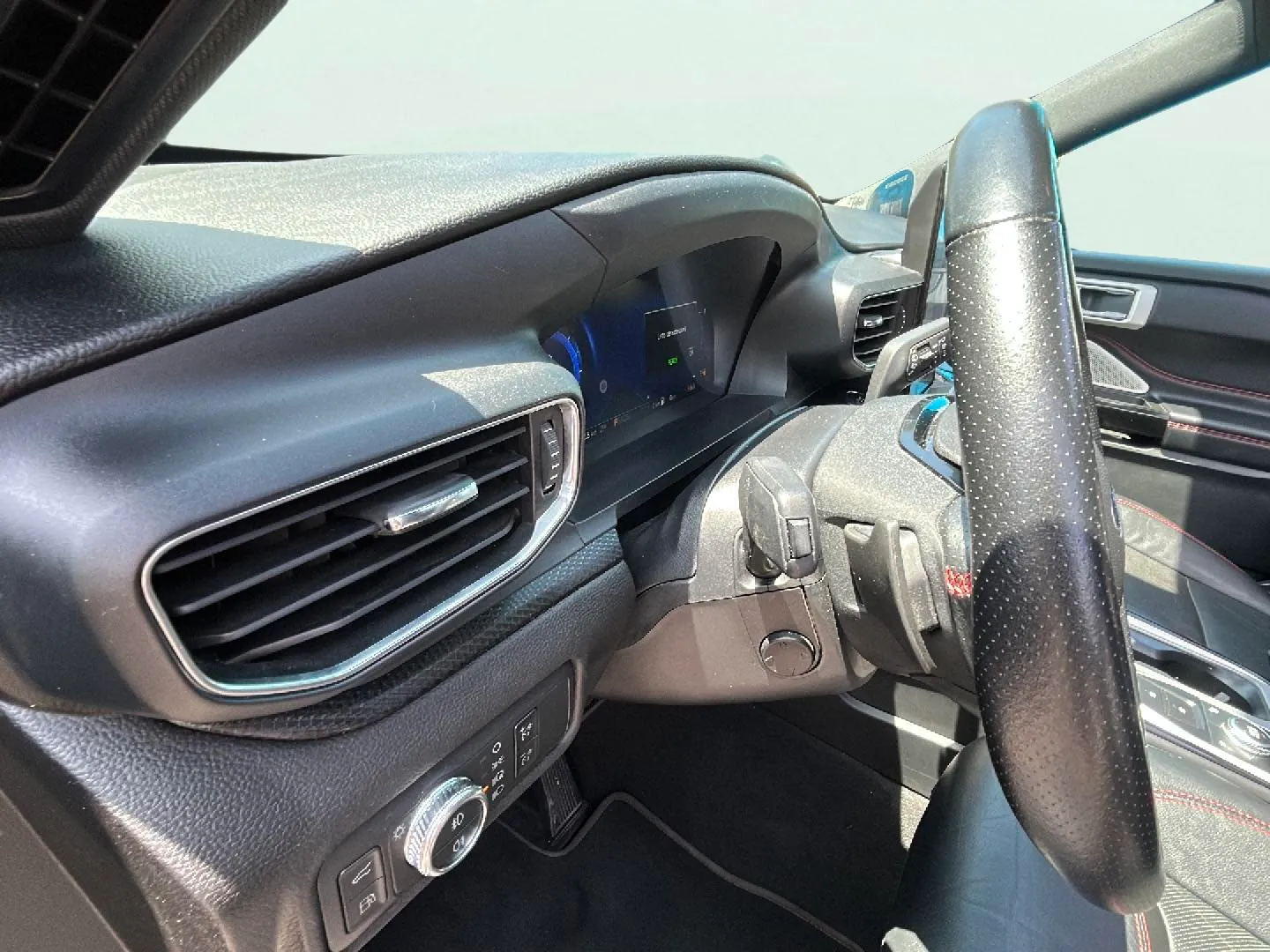 Ford Explorer 3.0 PHEV AWD ST-Line - foto 27
