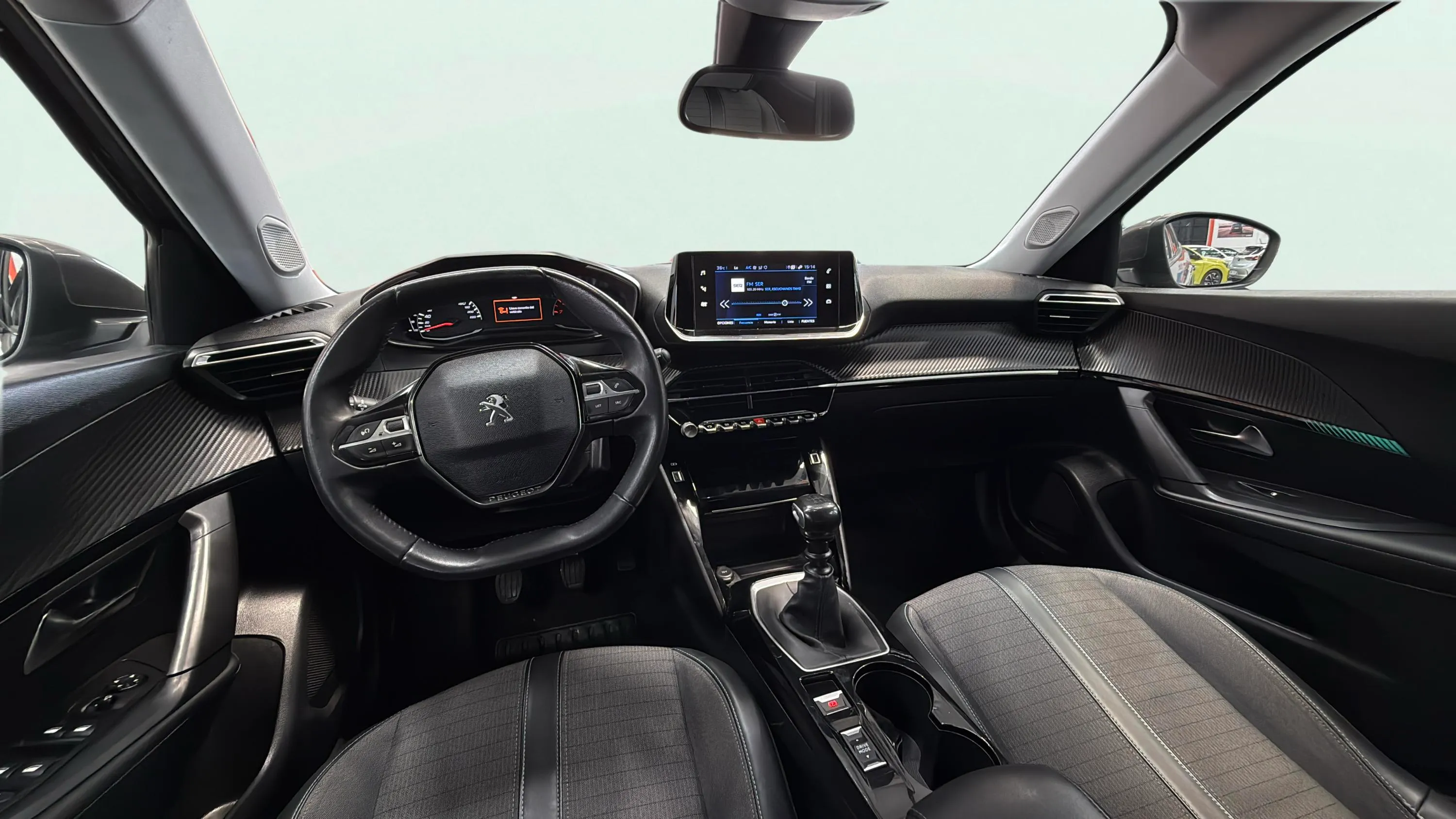 Peugeot 2008 Allure Pack BlueHDi - foto 16