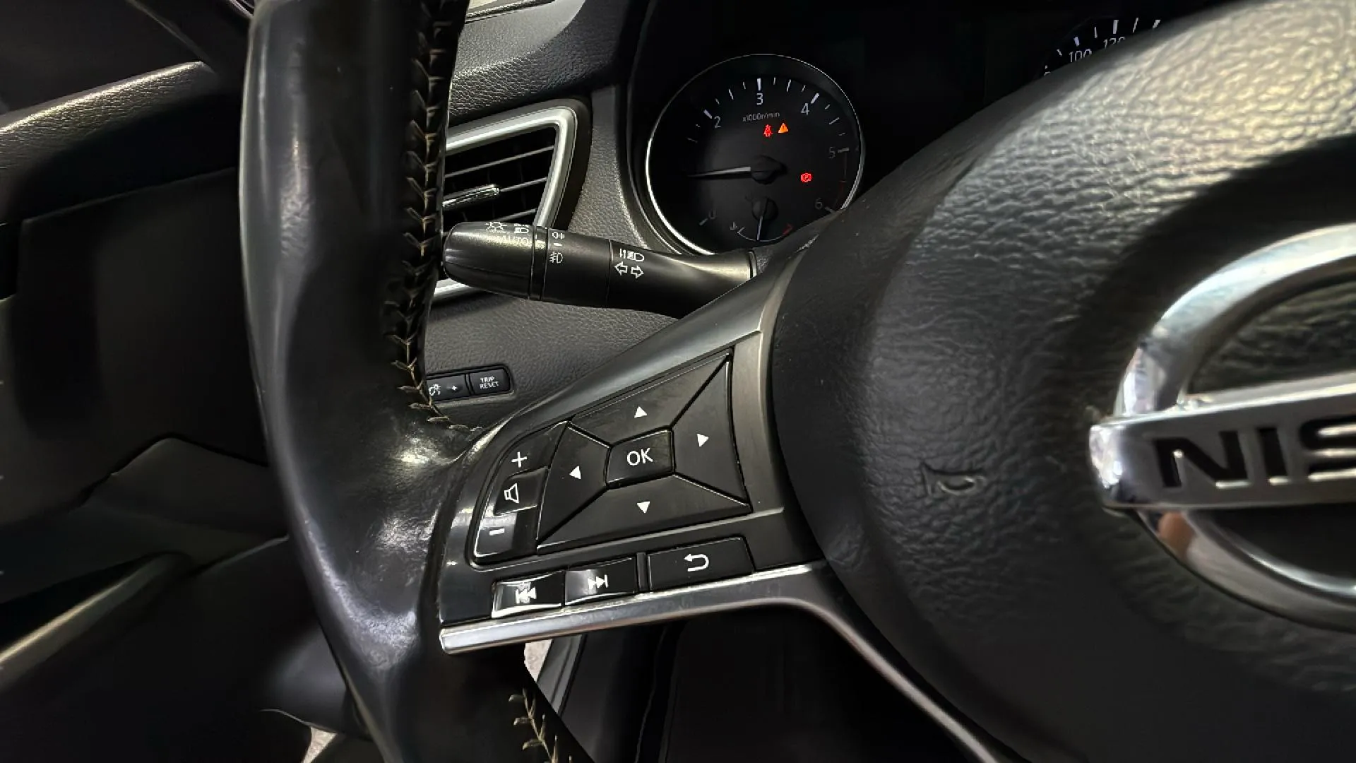 Nissan Qashqai dCi E6D N-Connecta - foto 13