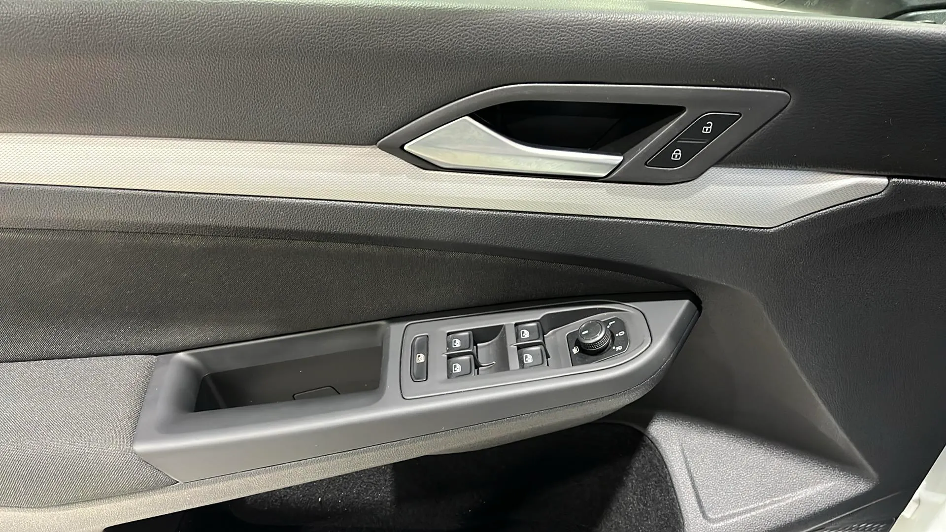 Volkswagen Golf Life 2.0 TDI - foto 14