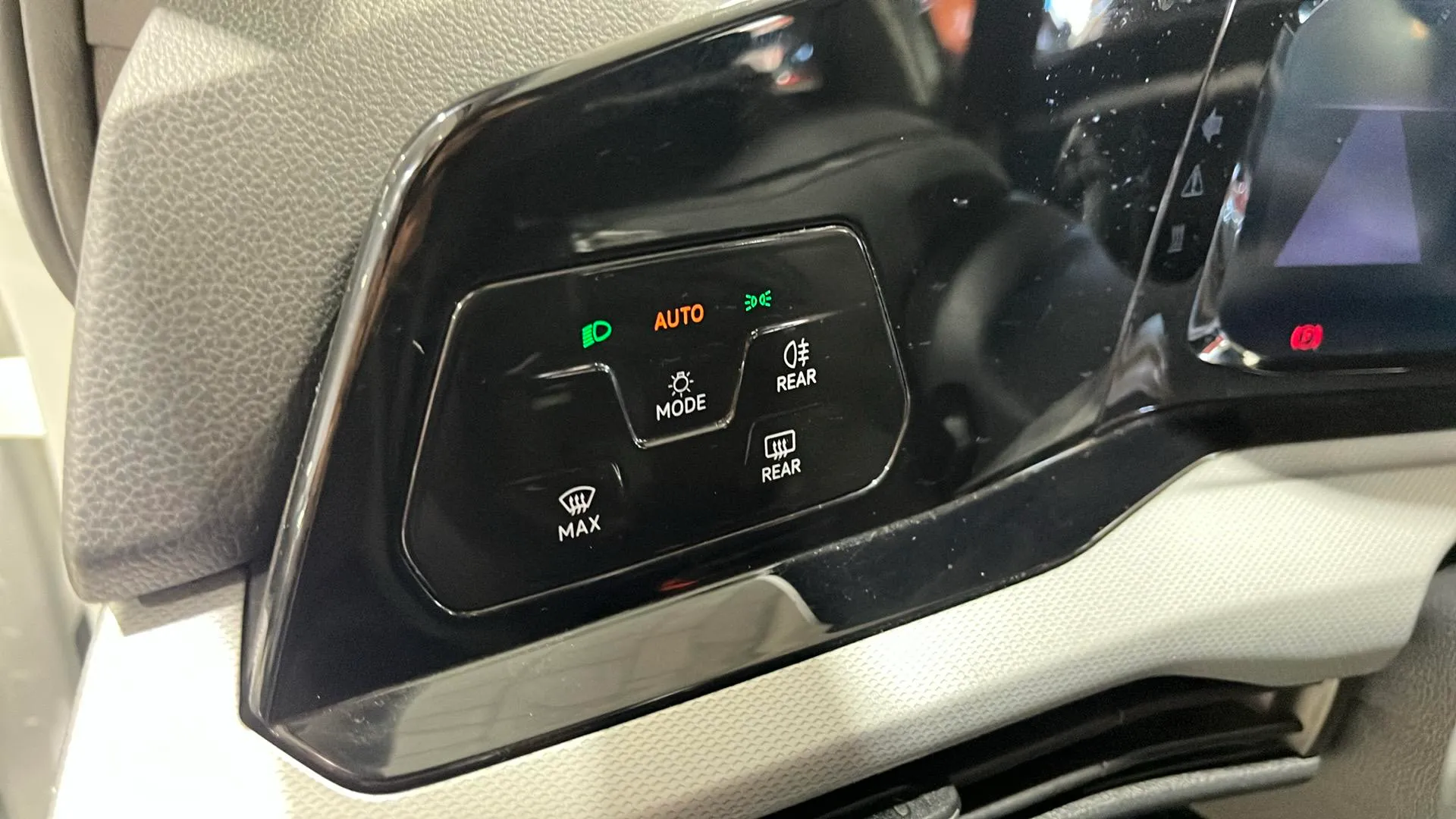 Volkswagen Golf Life 2.0 TDI - foto 15
