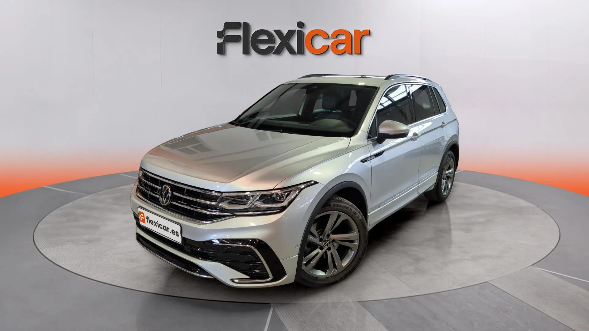 Volkswagen Tiguan R-Line 2.0 TDI DSG - foto 3