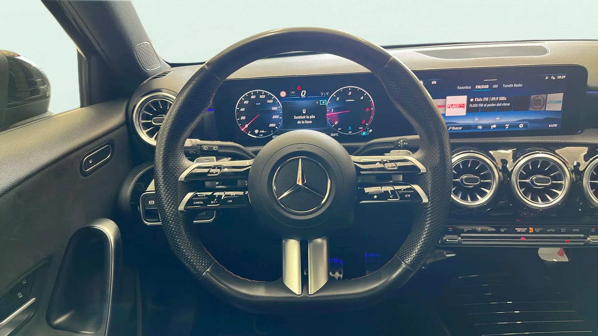 Mercedes-Benz Clase A A 200 d - foto 11