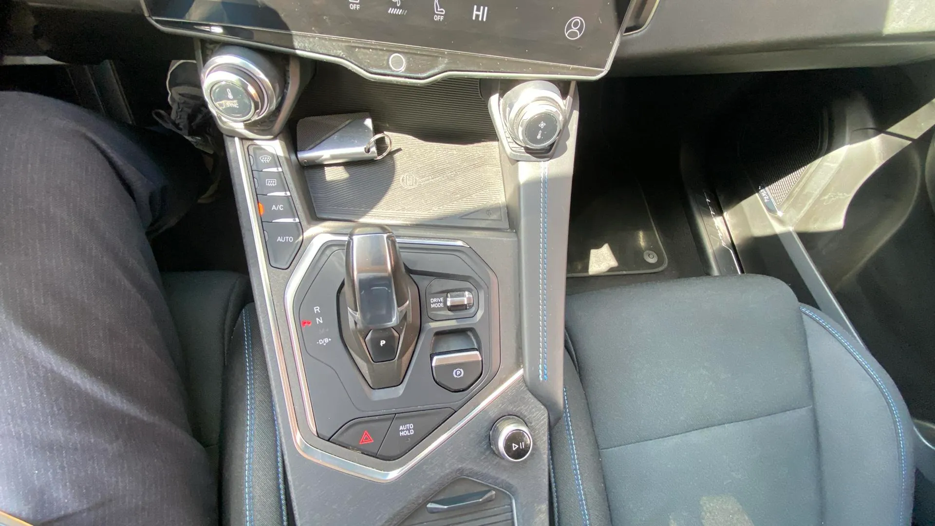 Lynk & Co 01 1.5 PHEV - foto 15