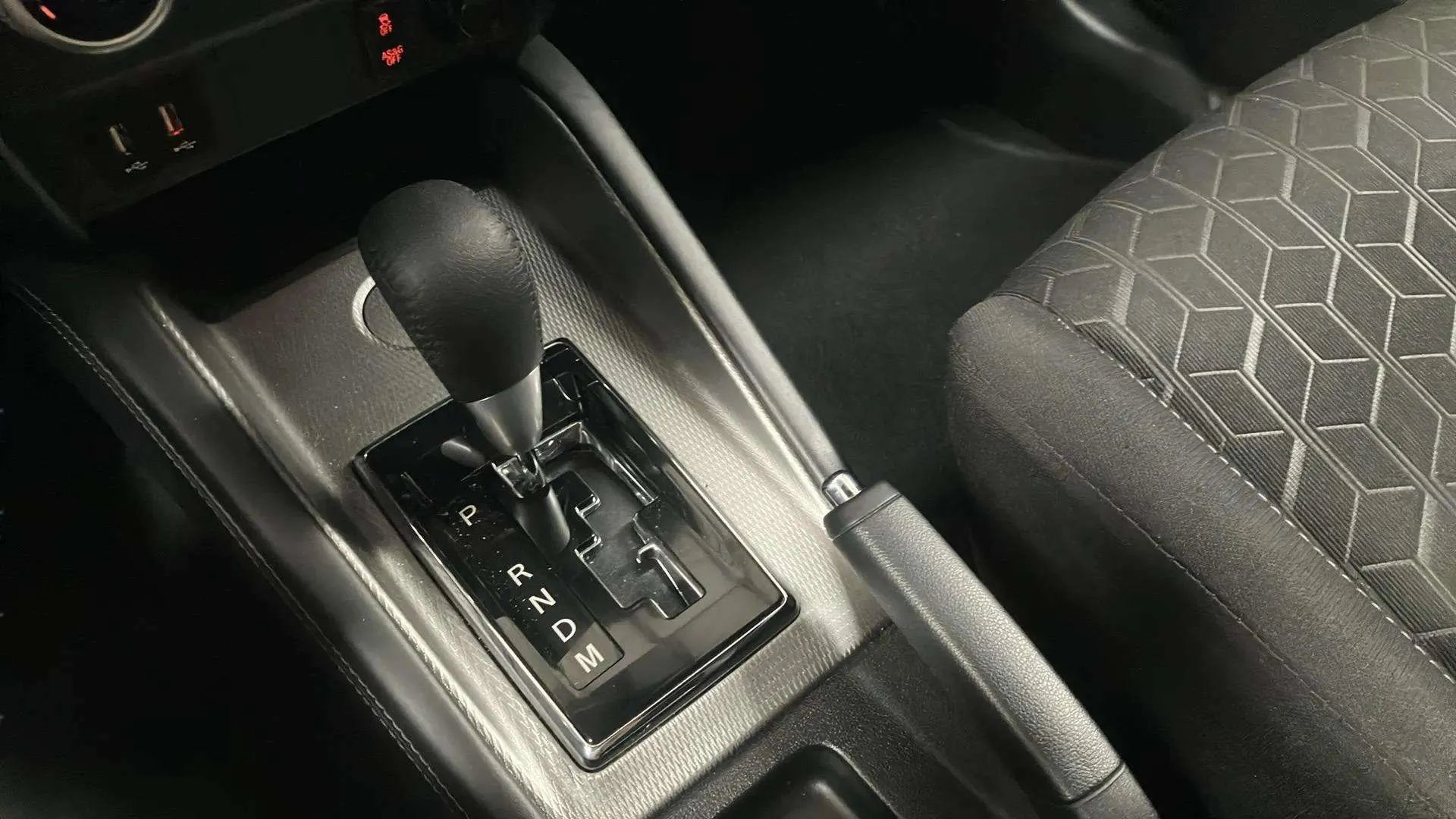 Mitsubishi ASX 200 MPI CVT Motion - foto 17