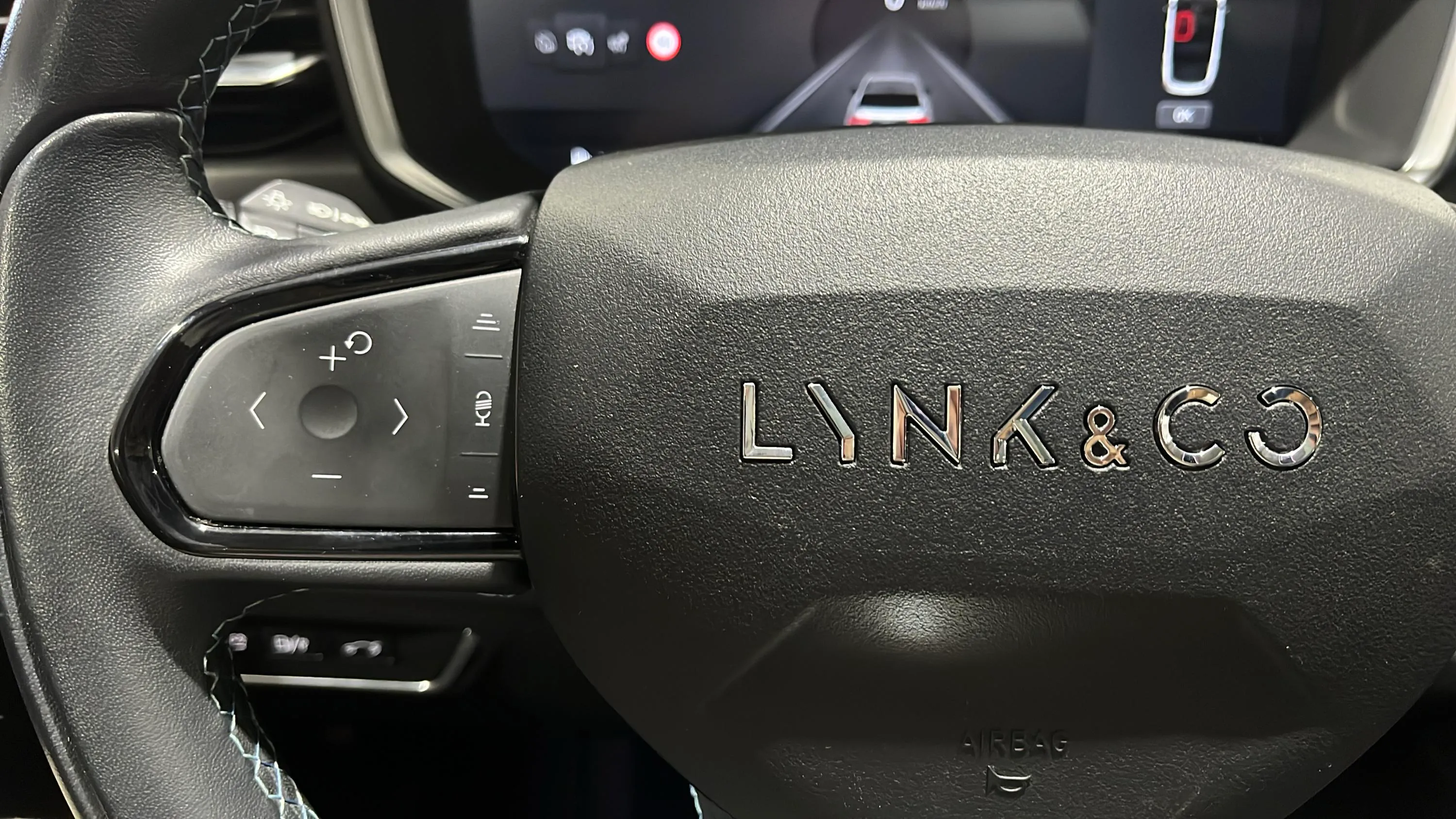 Lynk & Co 01 1.5 PHEV - foto 18