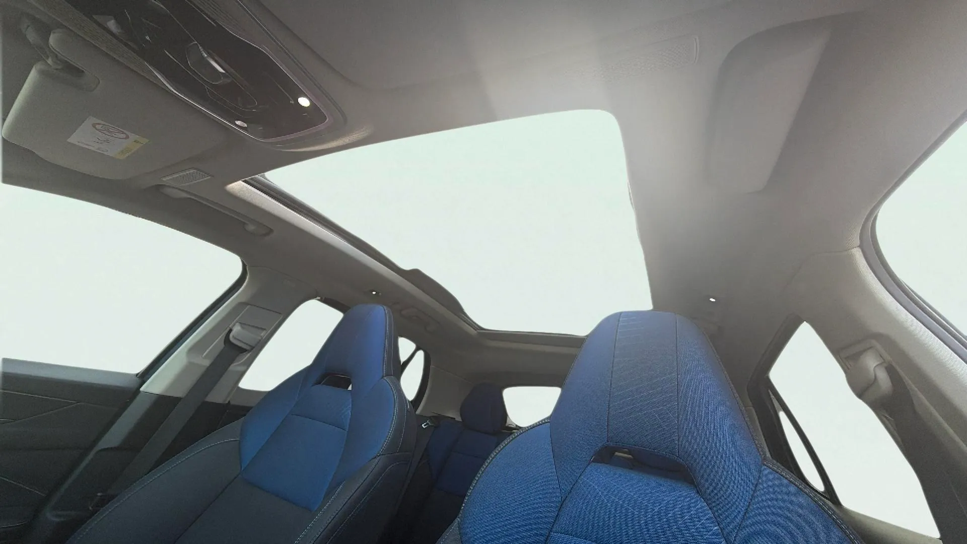 Lynk & Co 01 1.5 PHEV - foto 19