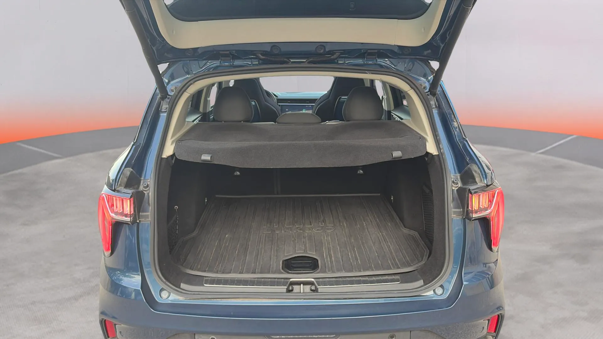 Lynk & Co 01 1.5 PHEV - foto 16