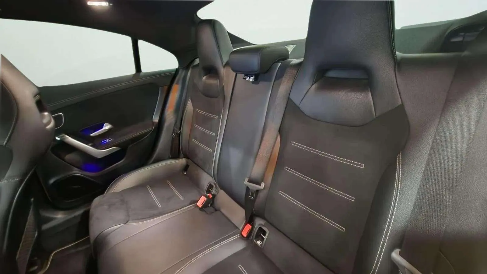 Mercedes-Benz CLA 250 e - foto 23