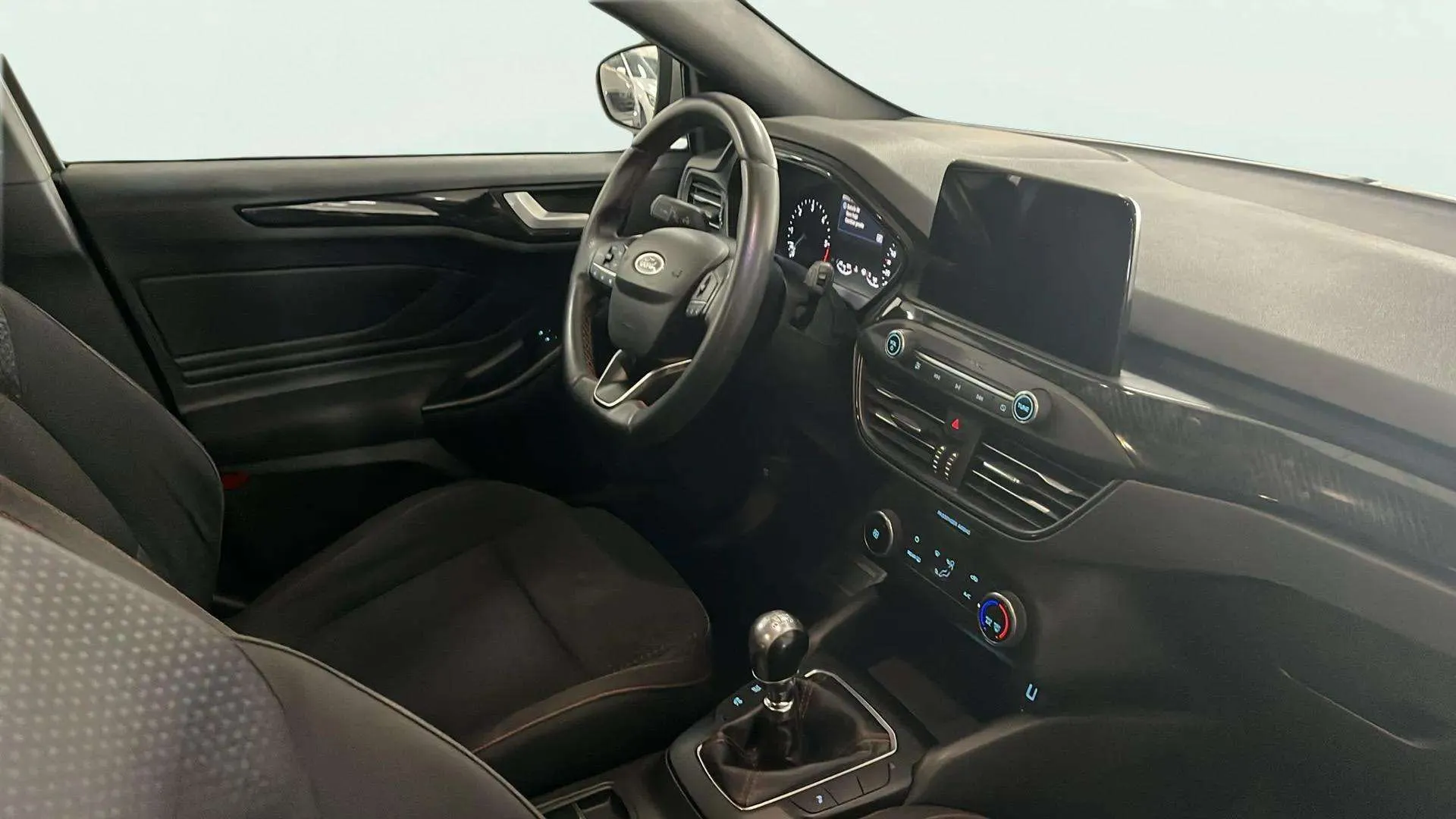 Ford Focus 1.5 EcoBlue Trend - foto 11