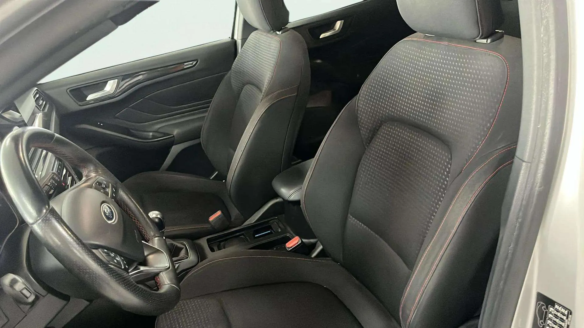 Ford Focus 1.5 EcoBlue Trend - foto 22
