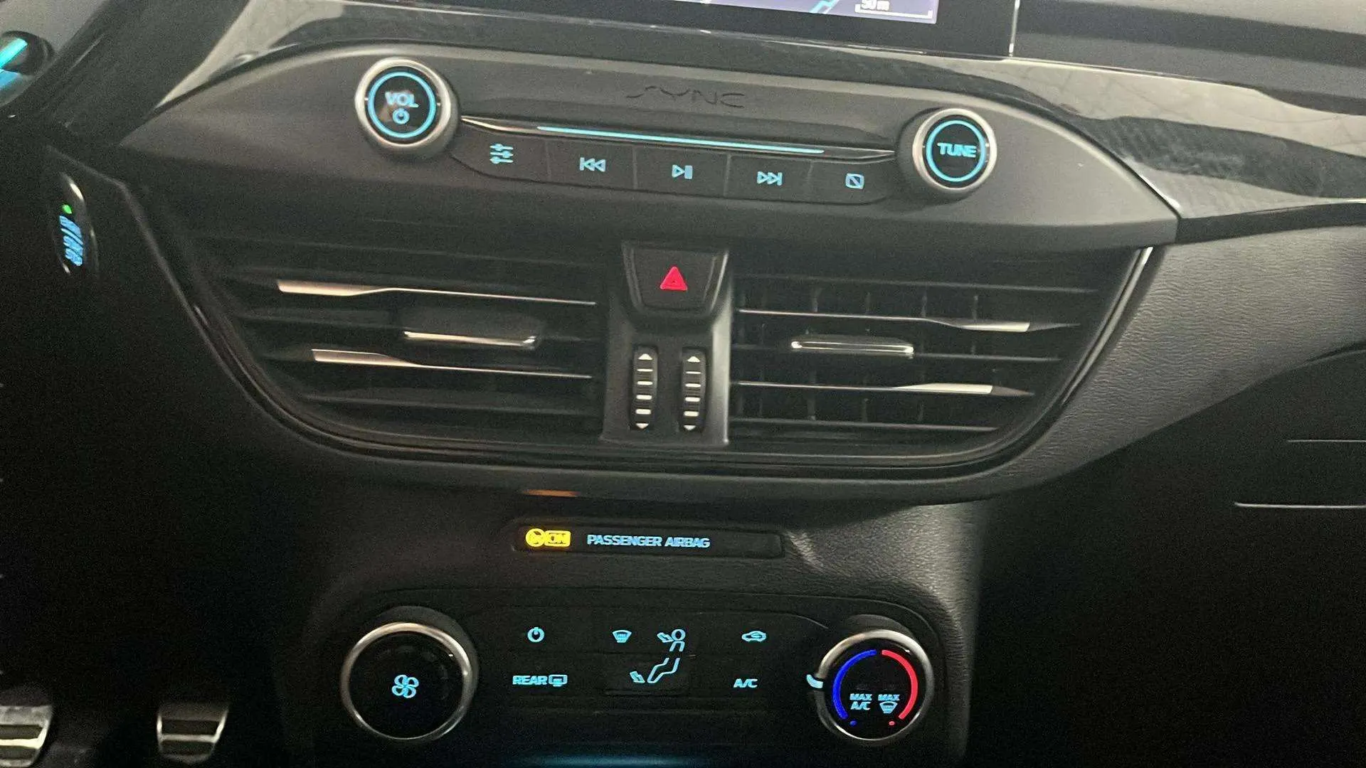 Ford Focus 1.5 EcoBlue Trend - foto 19