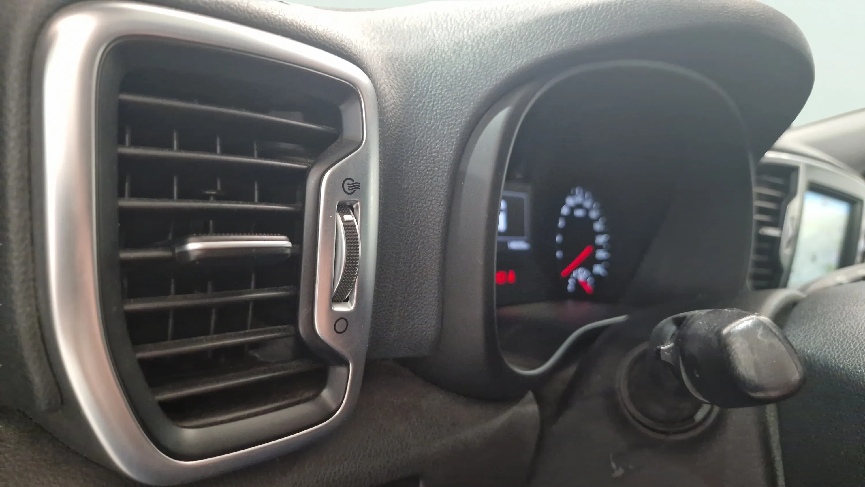 Kia Sportage 1.6 GDi Drive 4x2 - foto 29