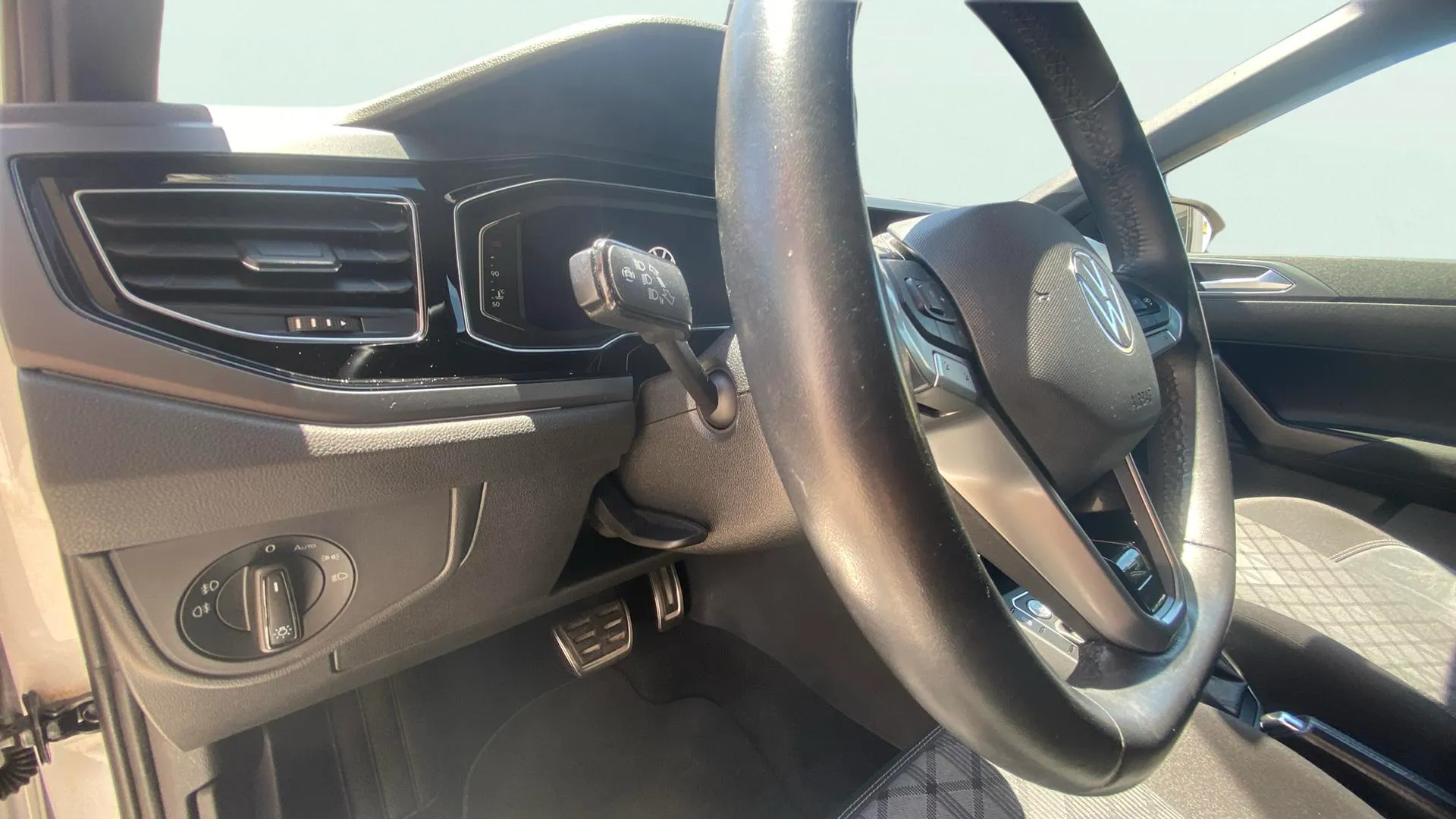 Volkswagen Taigo R-Line 1.0 TSI DSG - foto 11