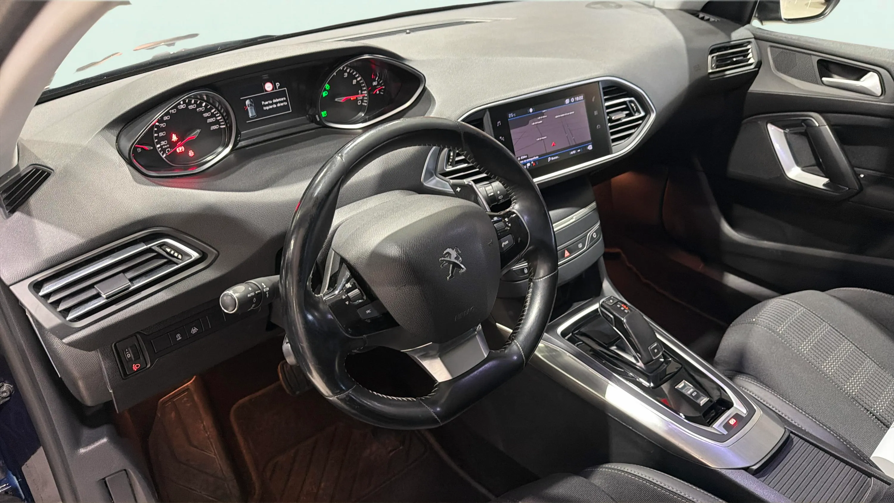 Peugeot 308 Allure 1.2 PureTech EAT8 - foto 10