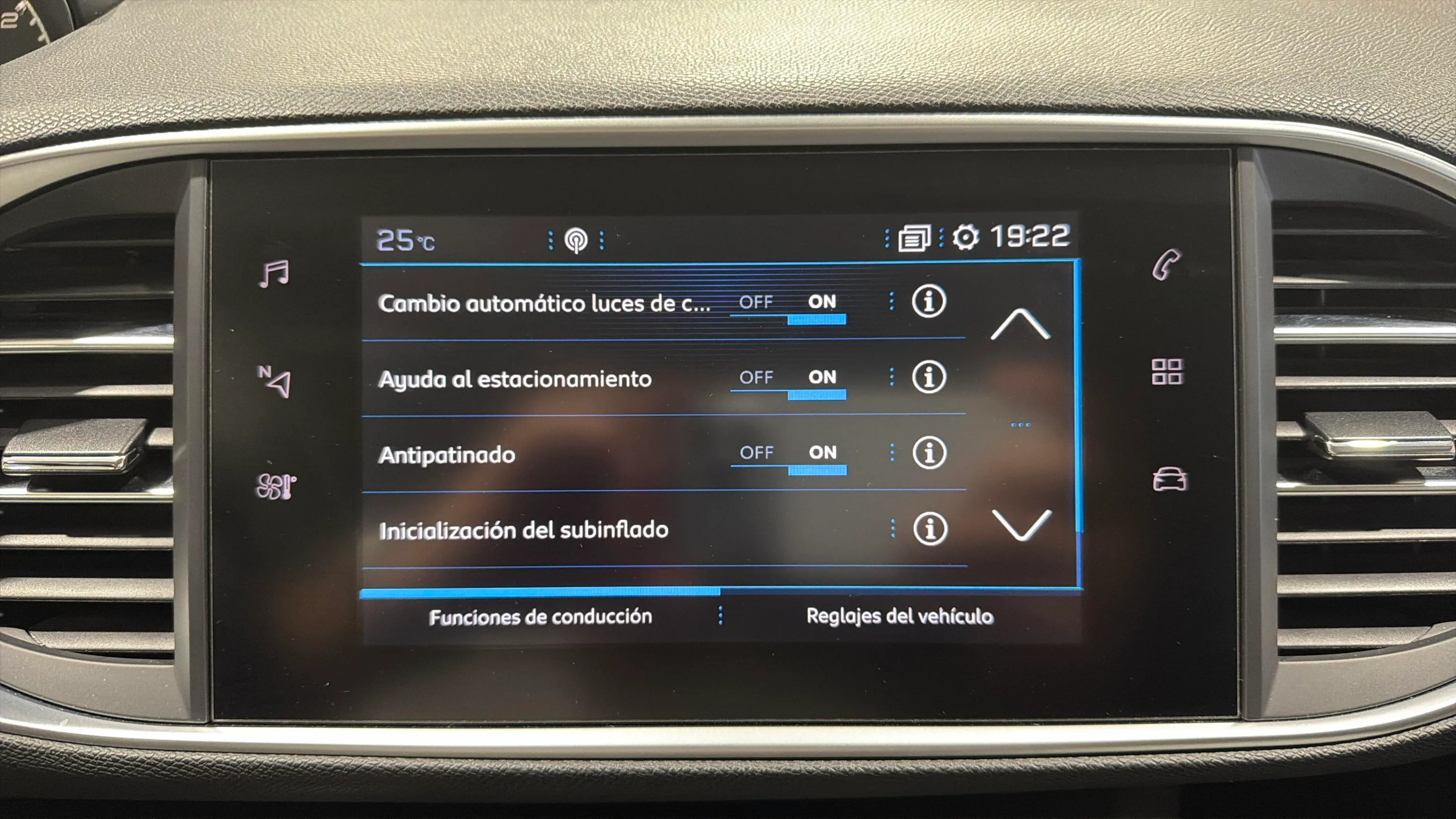 Peugeot 308 Allure 1.2 PureTech EAT8 - foto 24