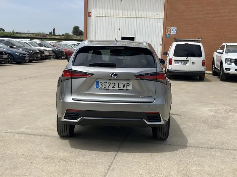 Lexus NX 2.5 300h Premium 2WD - foto 5