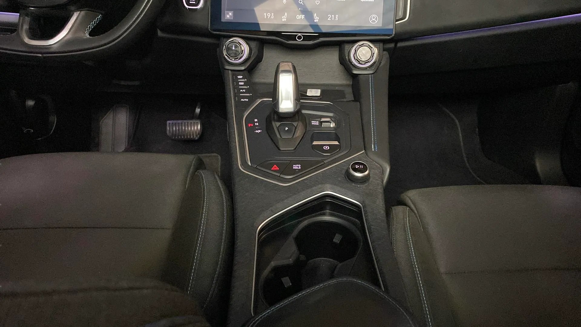 Lynk & Co 01 1.5 PHEV - foto 8