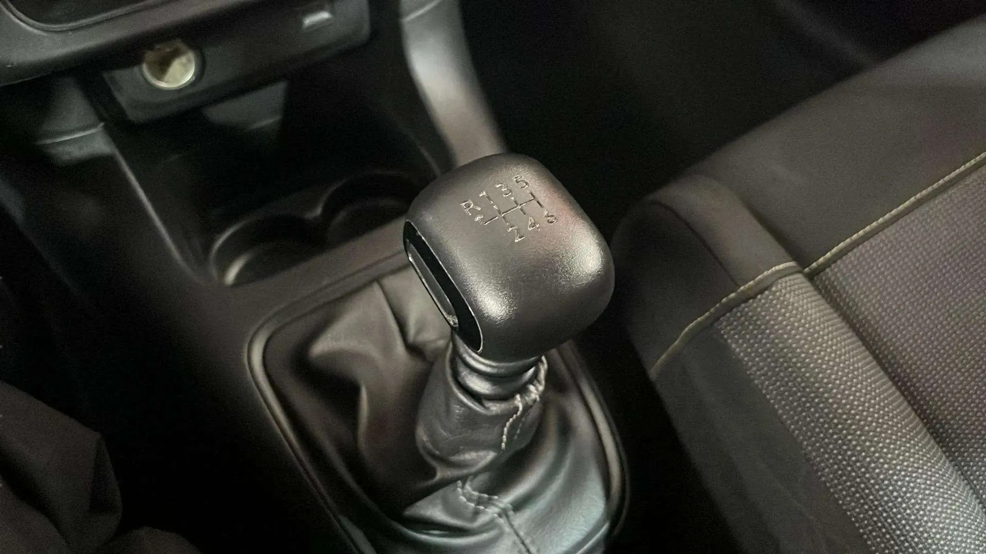 Citroën C3 BlueHDi Feel - foto 17