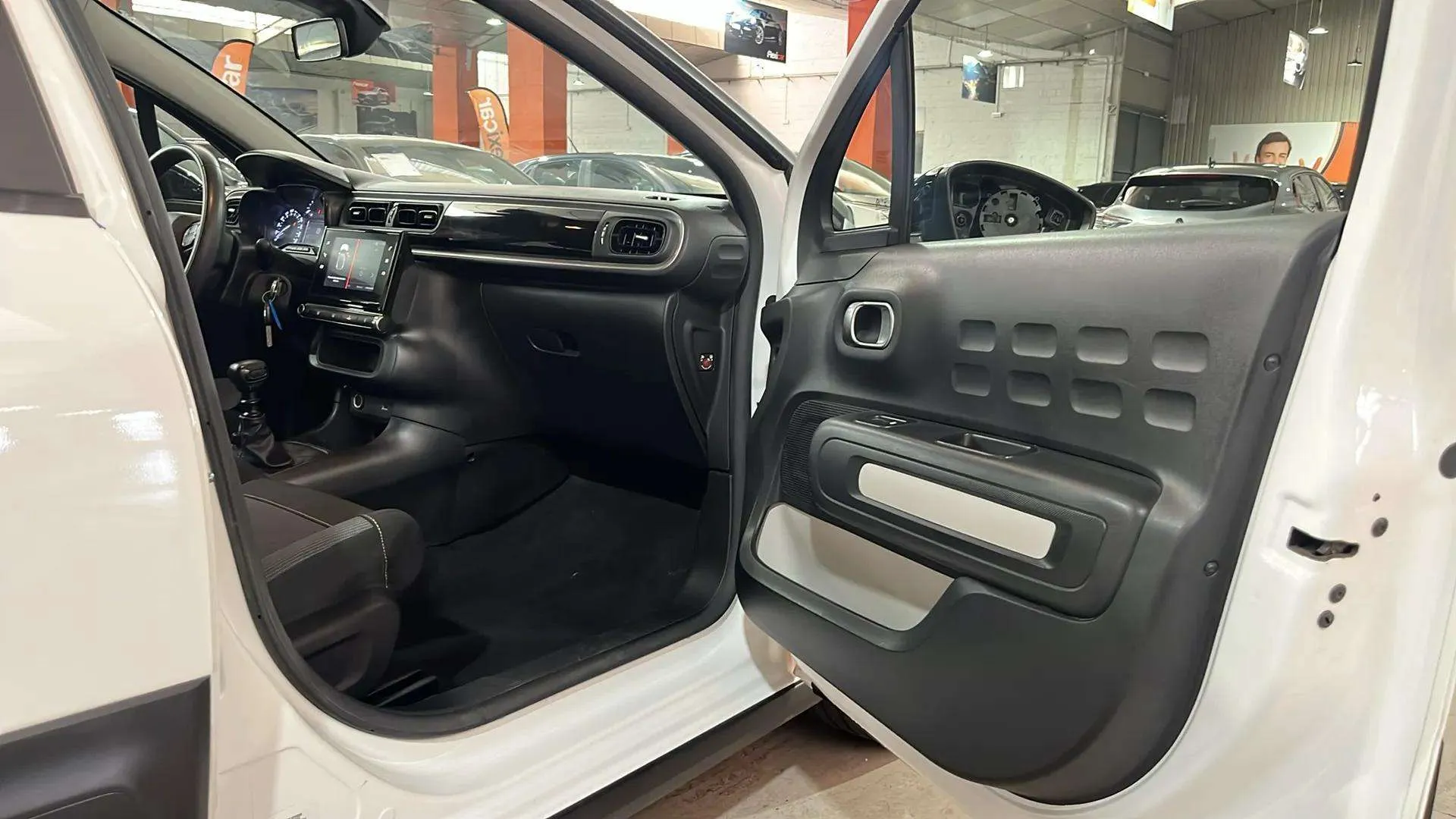 Citroën C3 BlueHDi Feel - foto 13