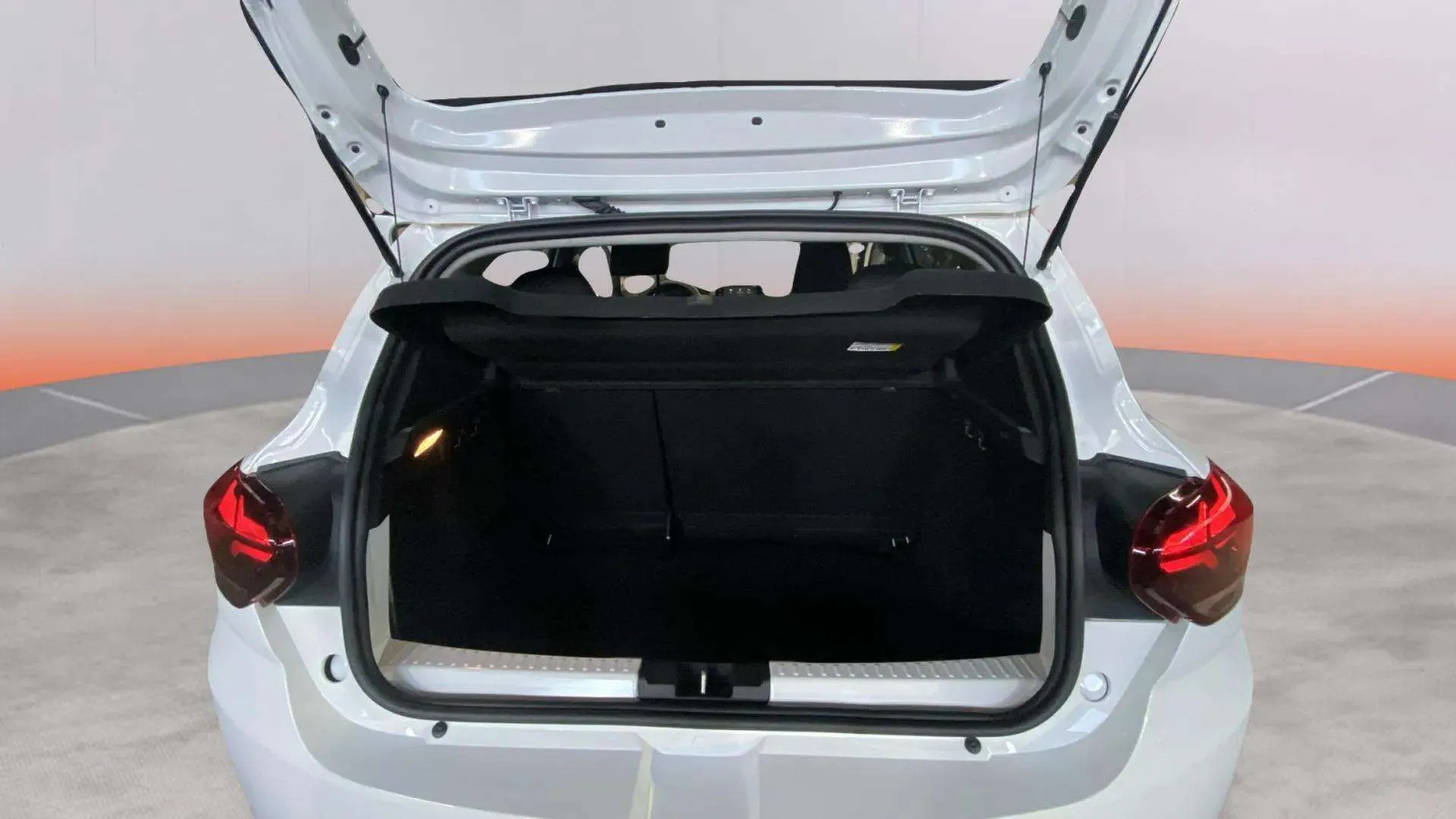 Dacia Sandero Essential TCe - foto 20