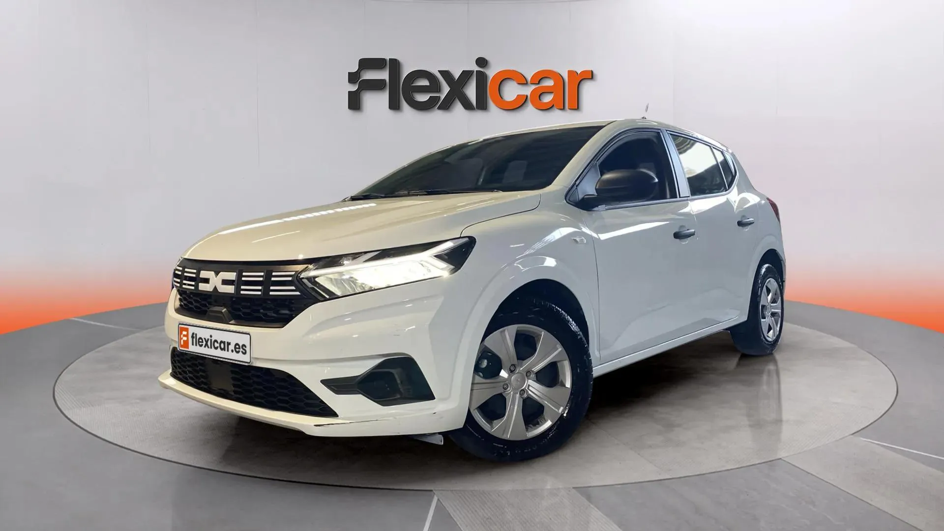 Dacia Sandero Essential TCe - foto 12