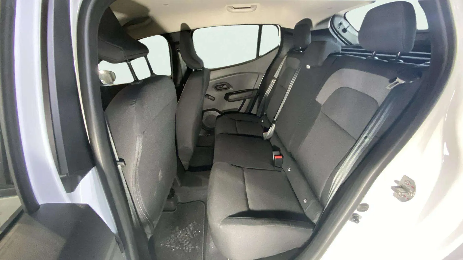 Dacia Sandero Essential TCe - foto 18