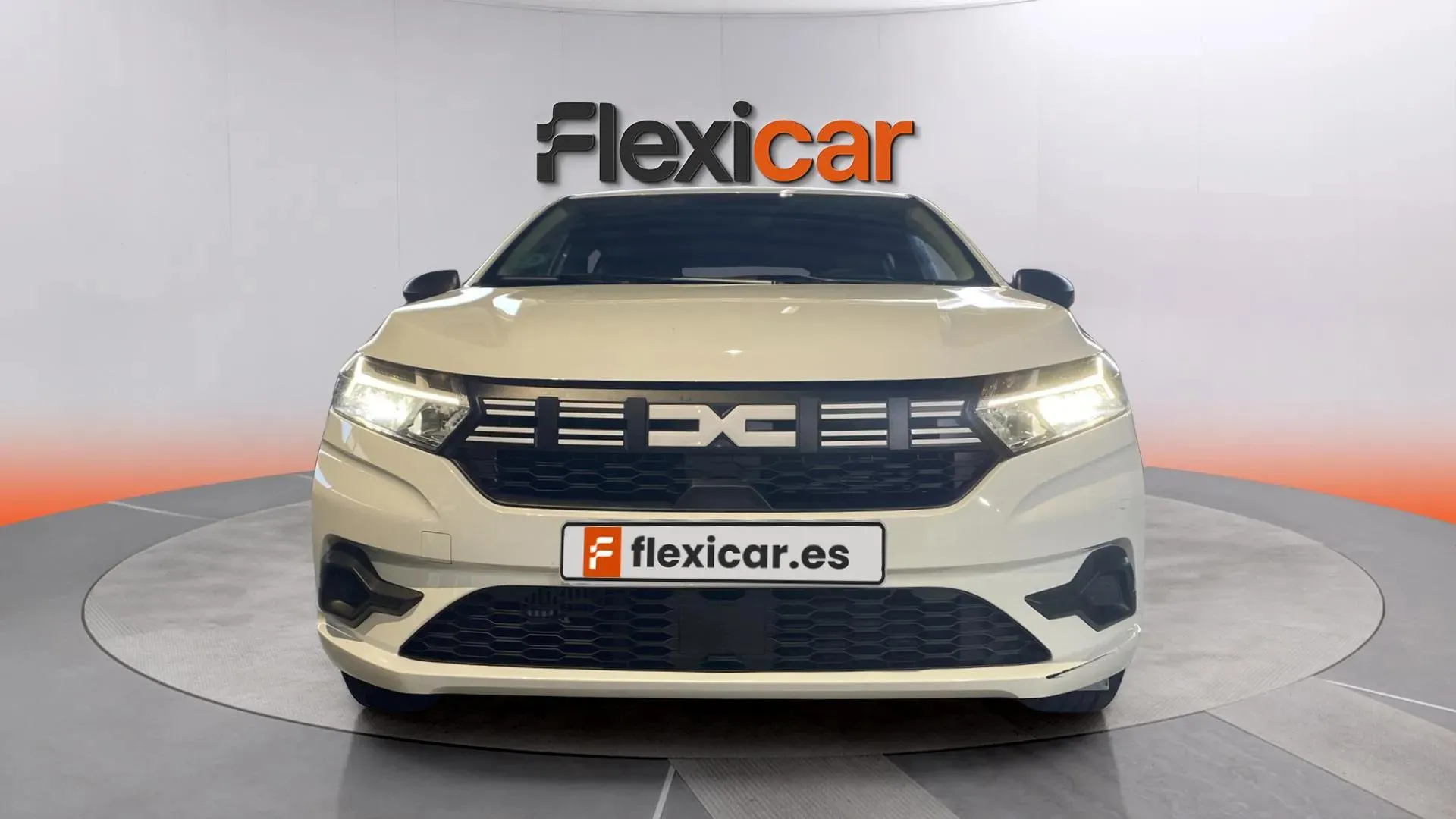 Dacia Sandero Essential TCe - foto 11