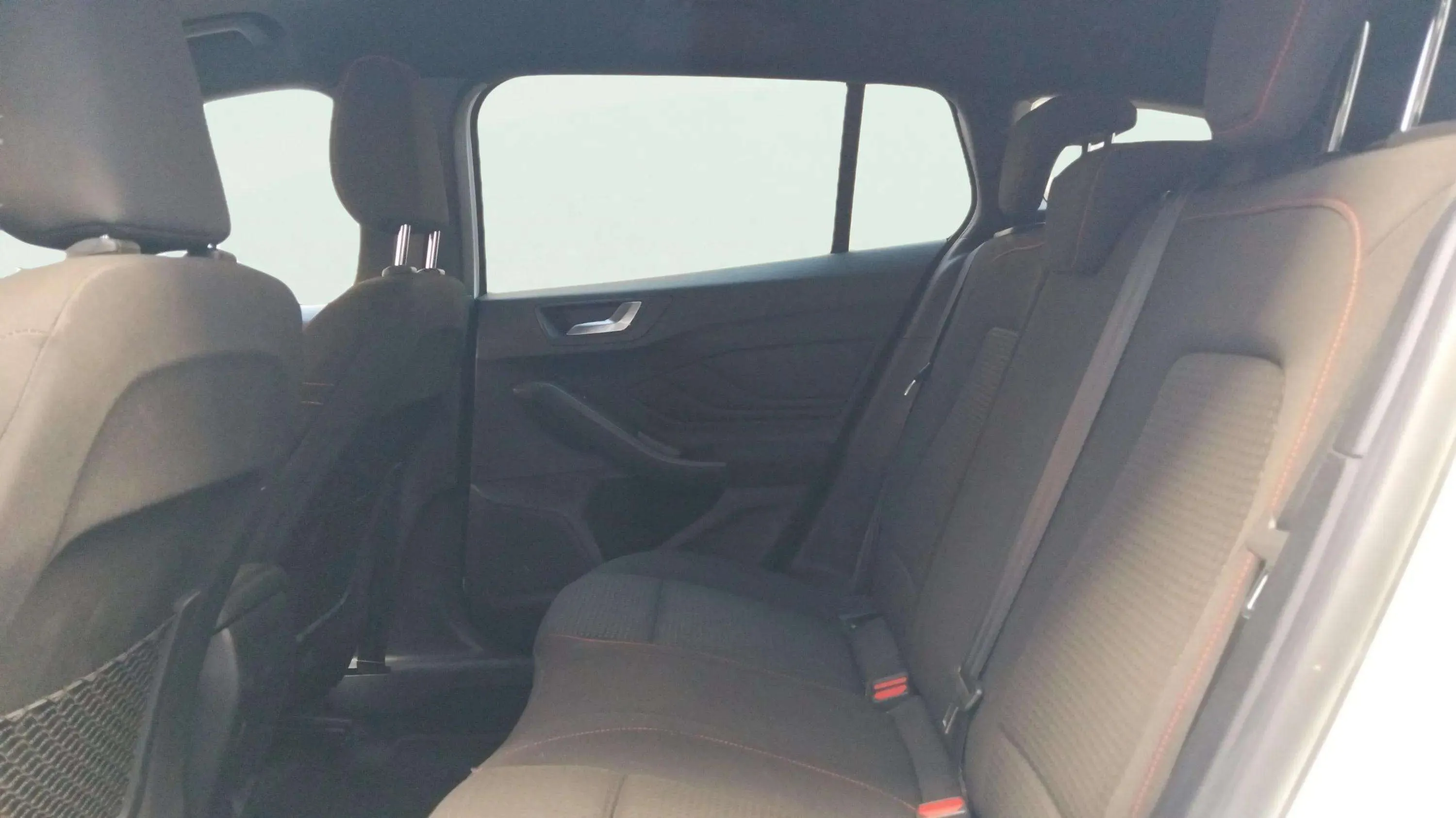 Ford Focus 1.0 EcoBoost MHEV Active SB - foto 10