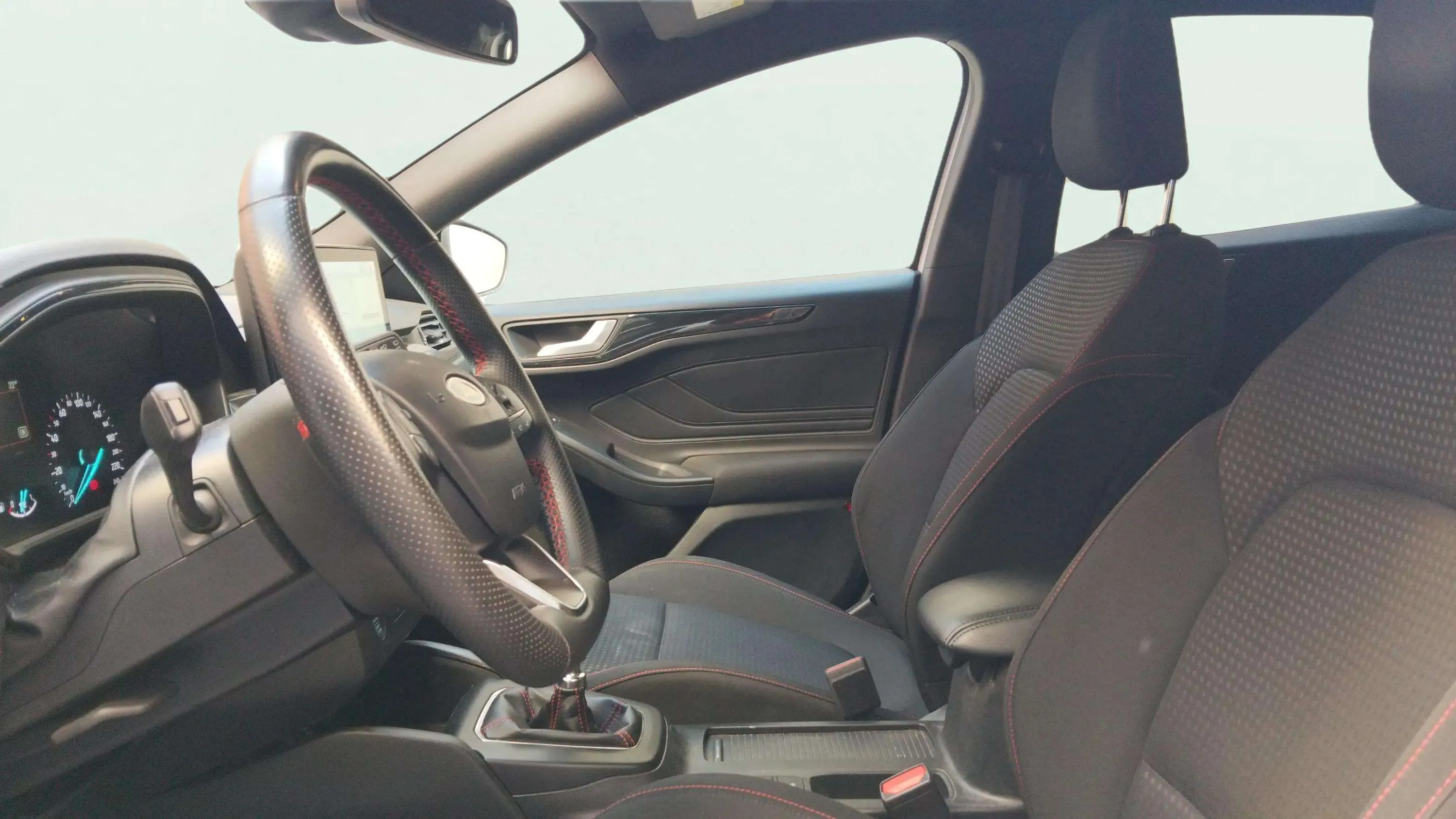 Ford Focus 1.0 EcoBoost MHEV Active SB - foto 11