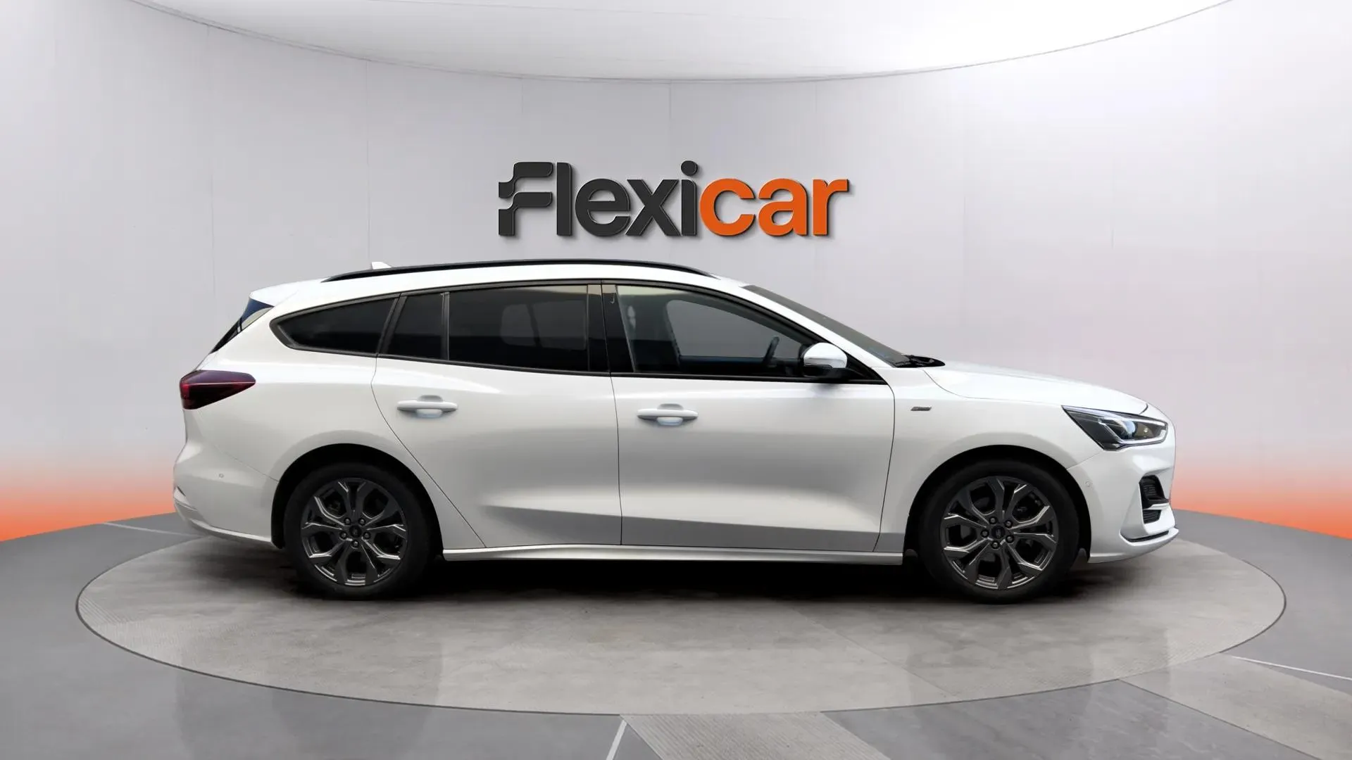 Ford Focus 1.0 EcoBoost MHEV Active SB - foto 3