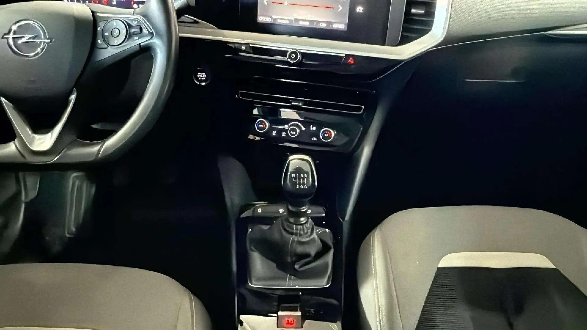 Opel Mokka 1.5 D Business Elegance - foto 17