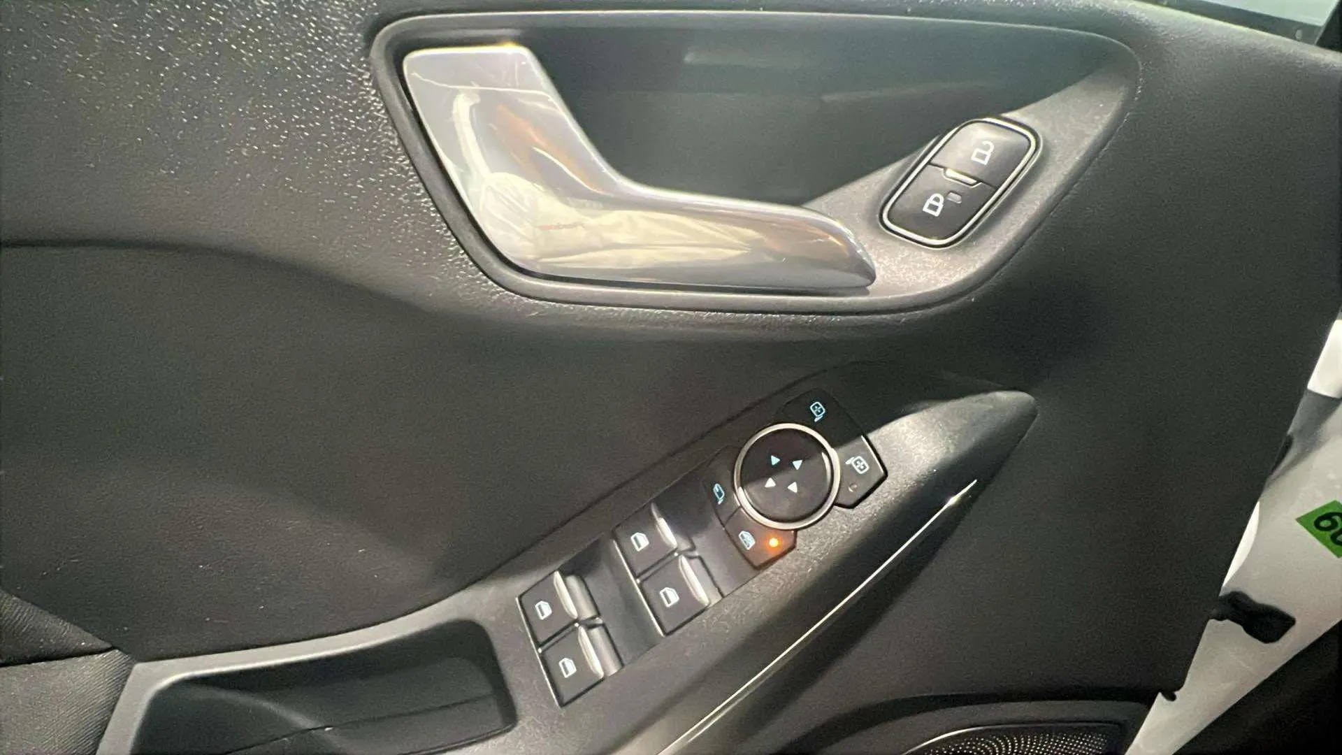 Ford Fiesta 1.0 EcoBoost ST-Line - foto 19
