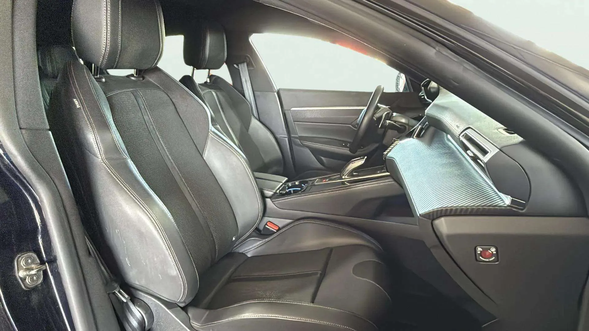 Peugeot 508 SW GT Pack BlueHDi 130 EAT8 - foto 24