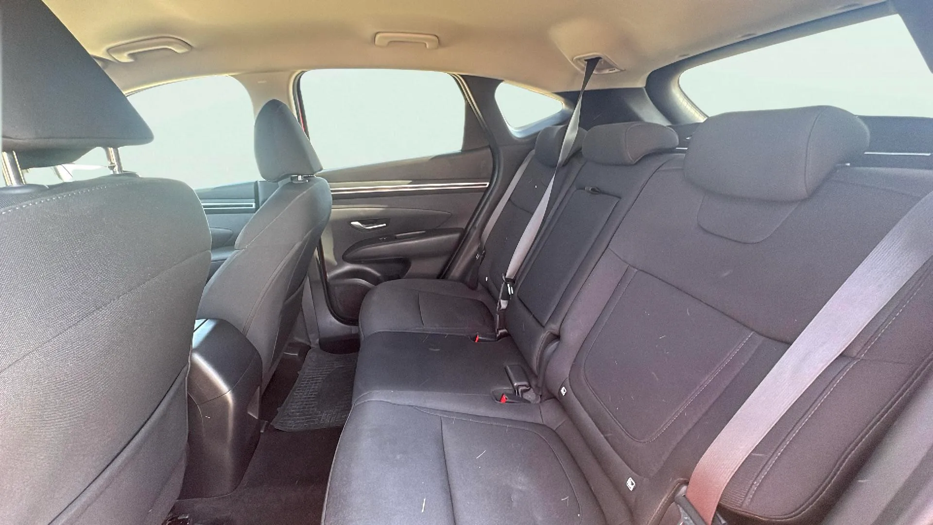 Hyundai Tucson 1.6 T-GDi Klass Safe - foto 18