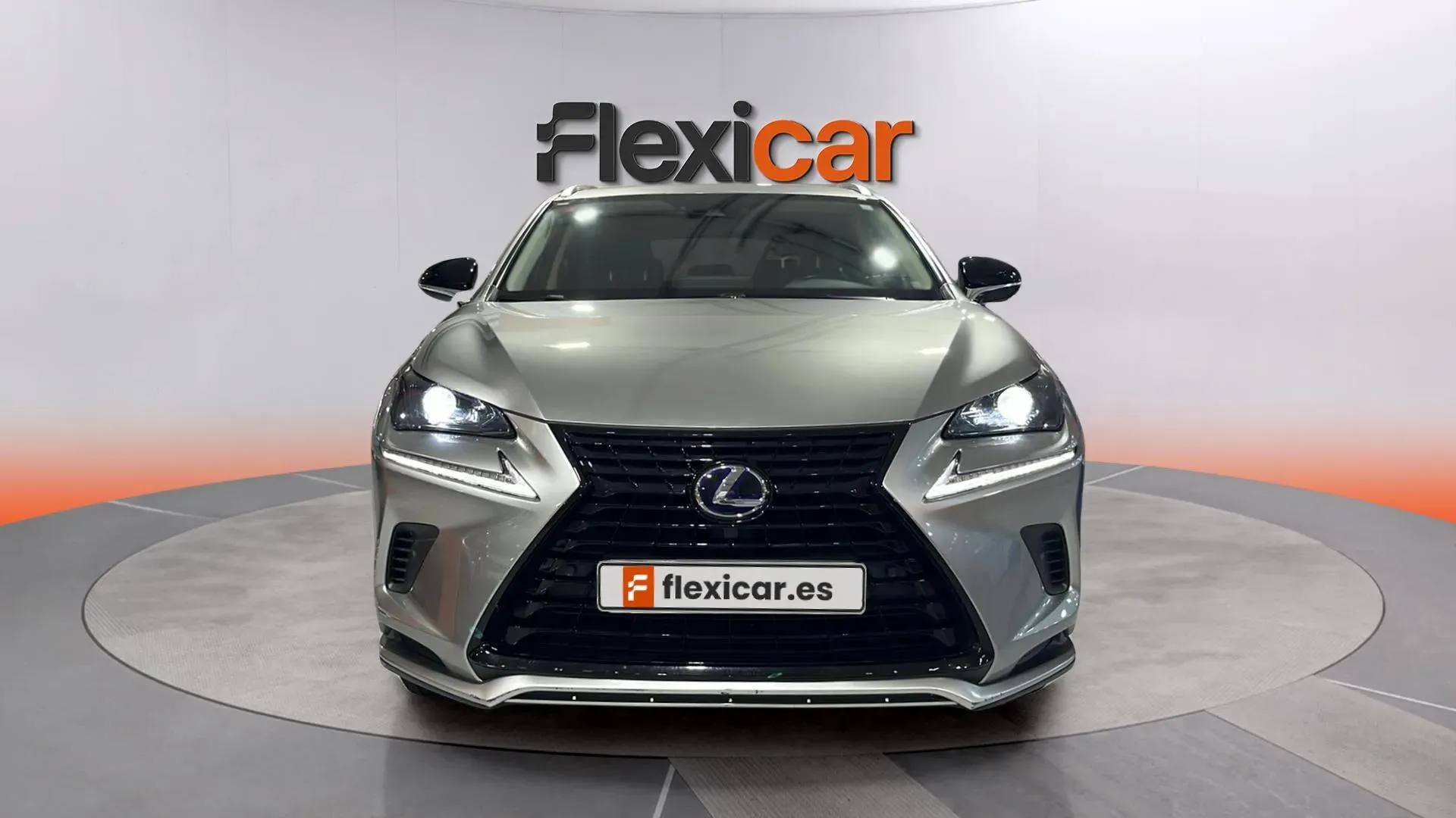 Lexus NX 2.5 300h Premium 2WD - foto 3
