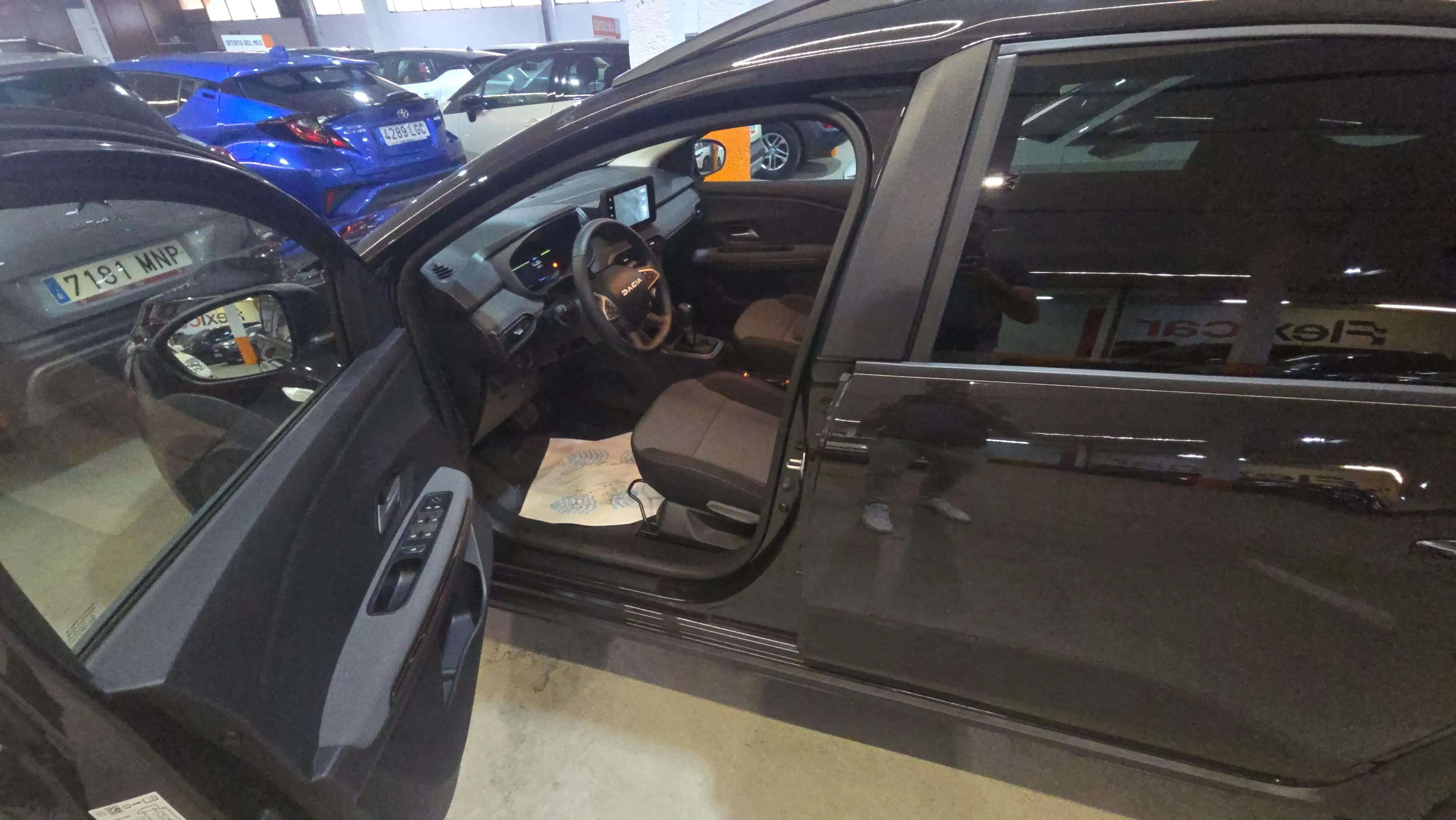 Dacia Jogger Extreme Go Hybrid 7 plazas - foto 10