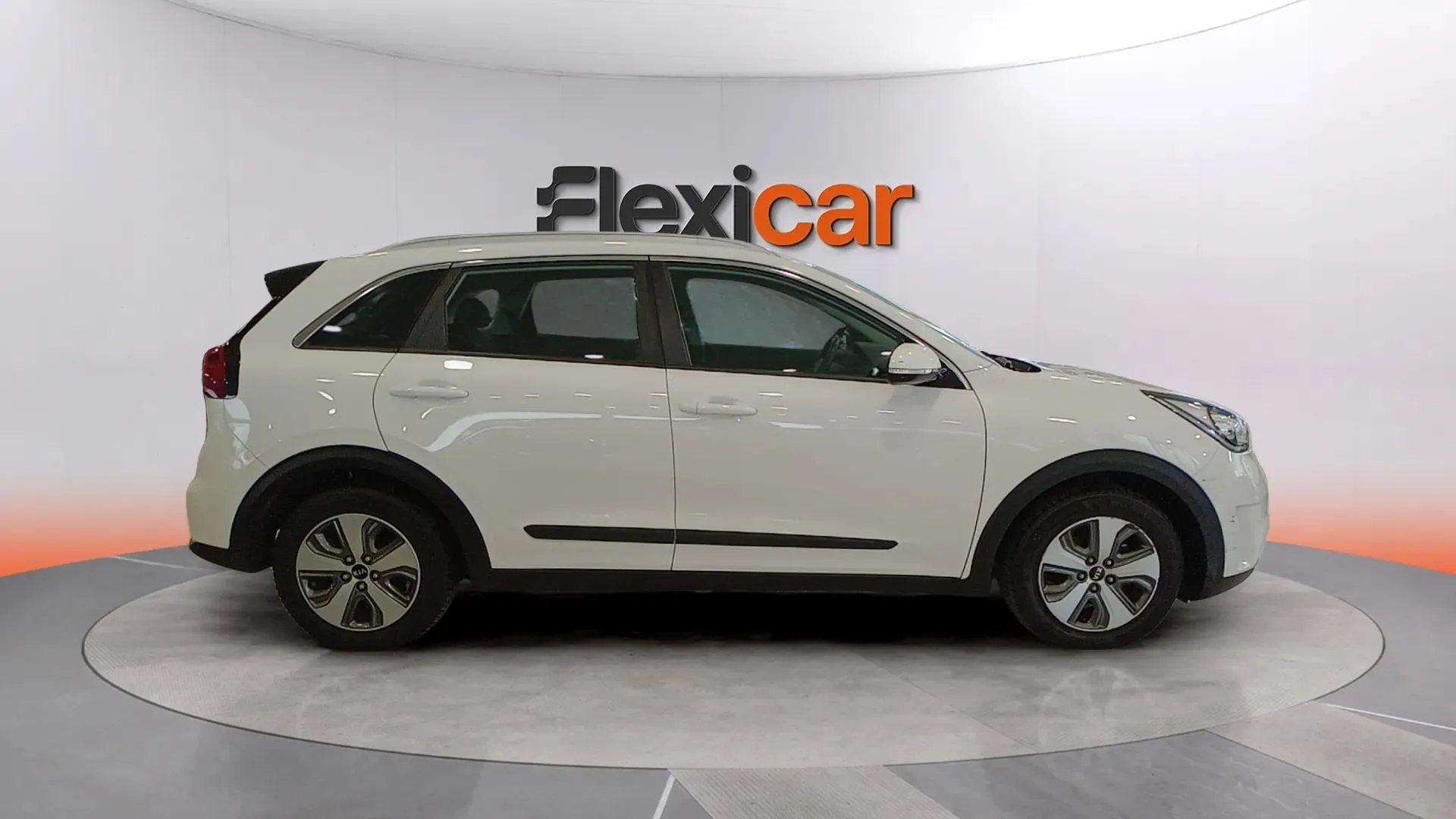 Kia Niro 1.6 GDi Híbrido Concept - foto 2