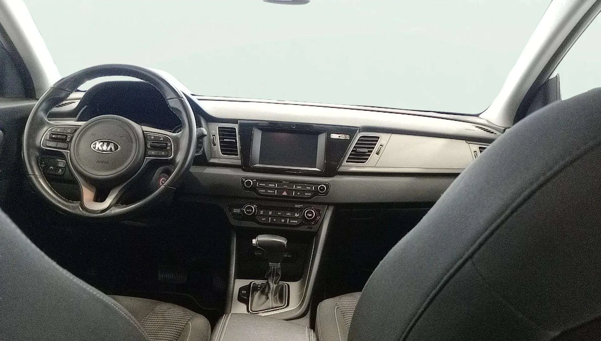 Kia Niro 1.6 GDi Híbrido Concept - foto 12