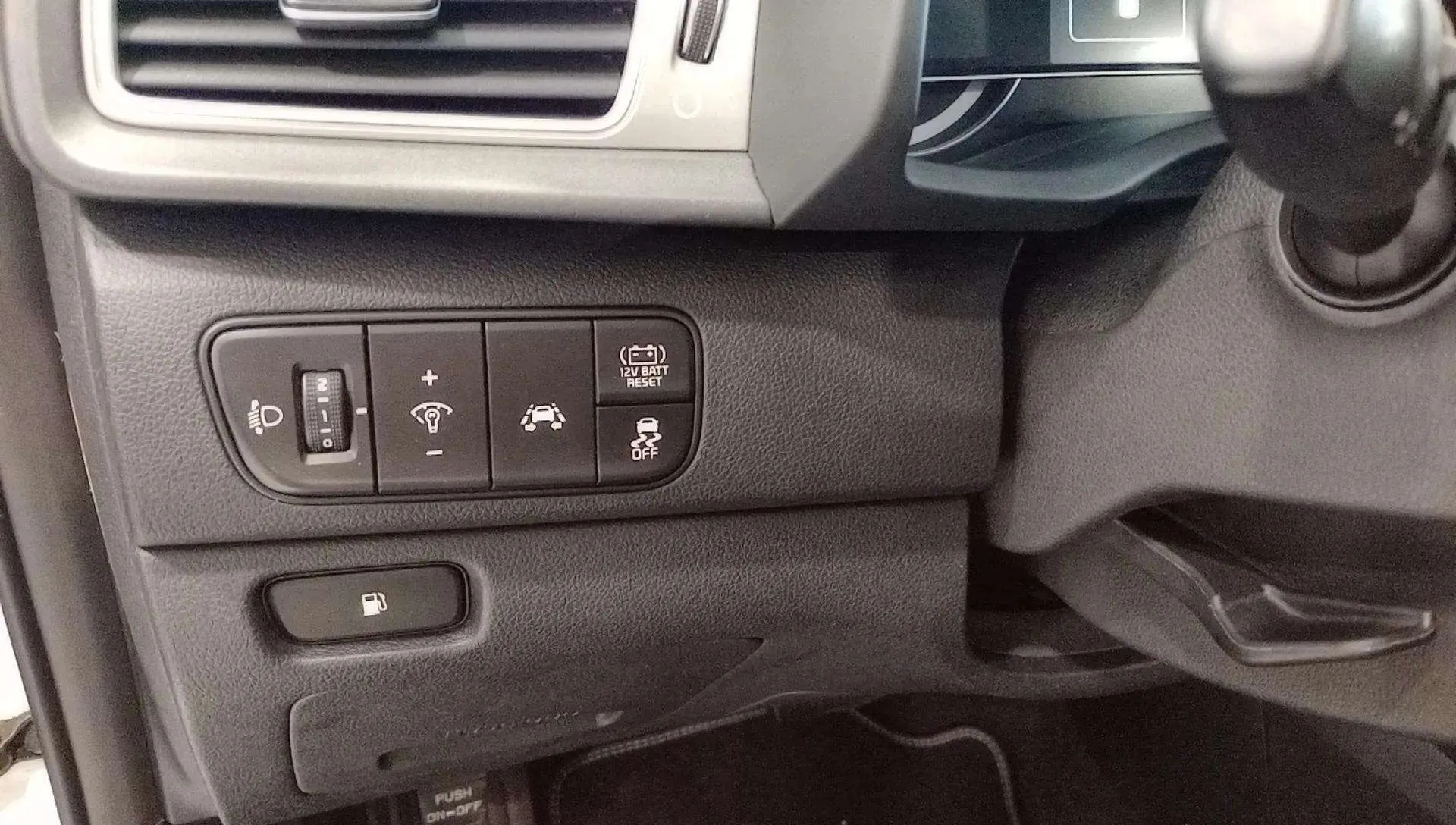 Kia Niro 1.6 GDi Híbrido Concept - foto 8
