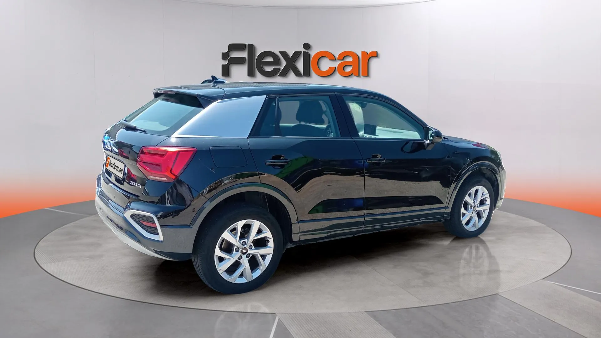 Audi Q2 30 TDI - foto 11