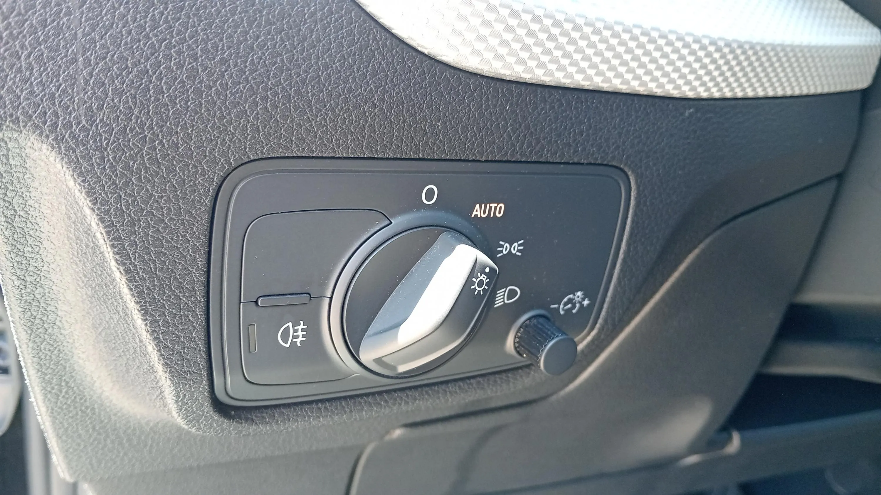 Audi Q2 30 TDI - foto 20