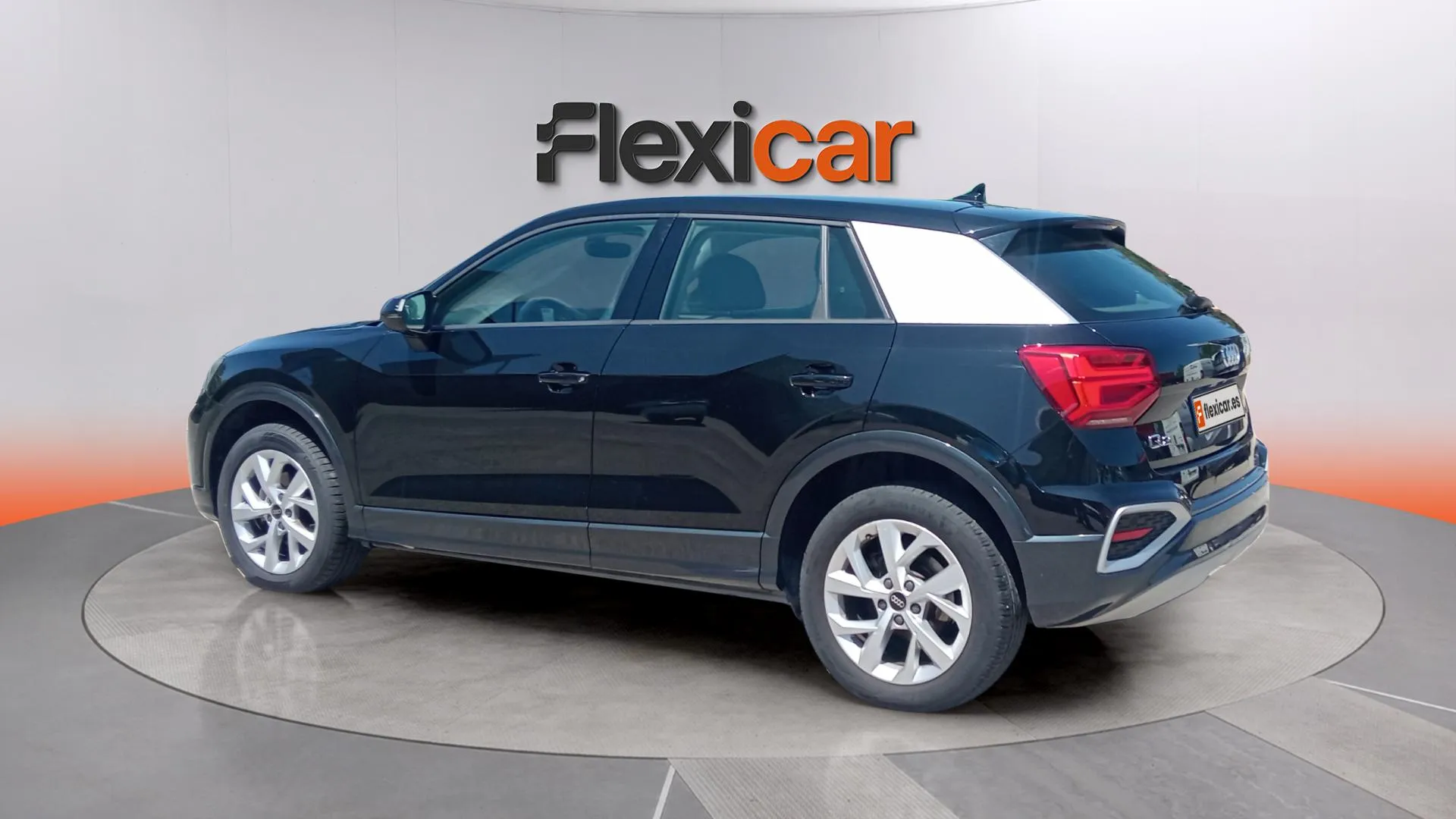 Audi Q2 30 TDI - foto 7