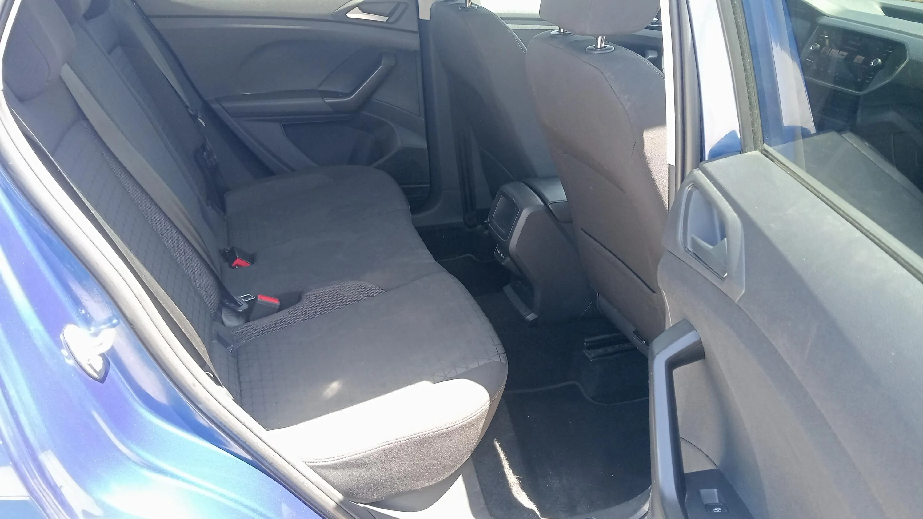 Volkswagen T-Cross Advance 1.0 TSI - foto 18
