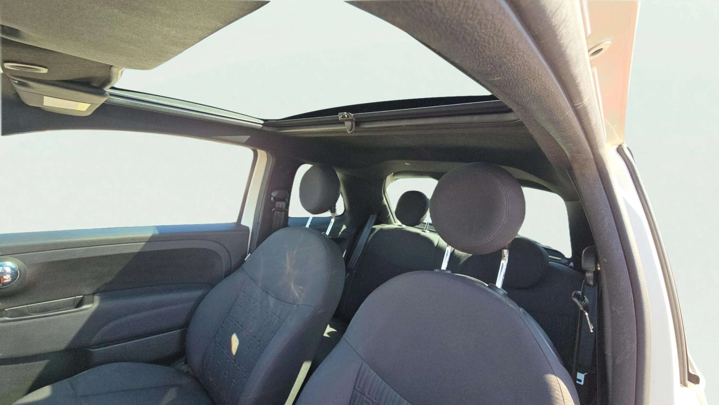 Fiat 500 Dolcevita 1.0 Hybrid - foto 24
