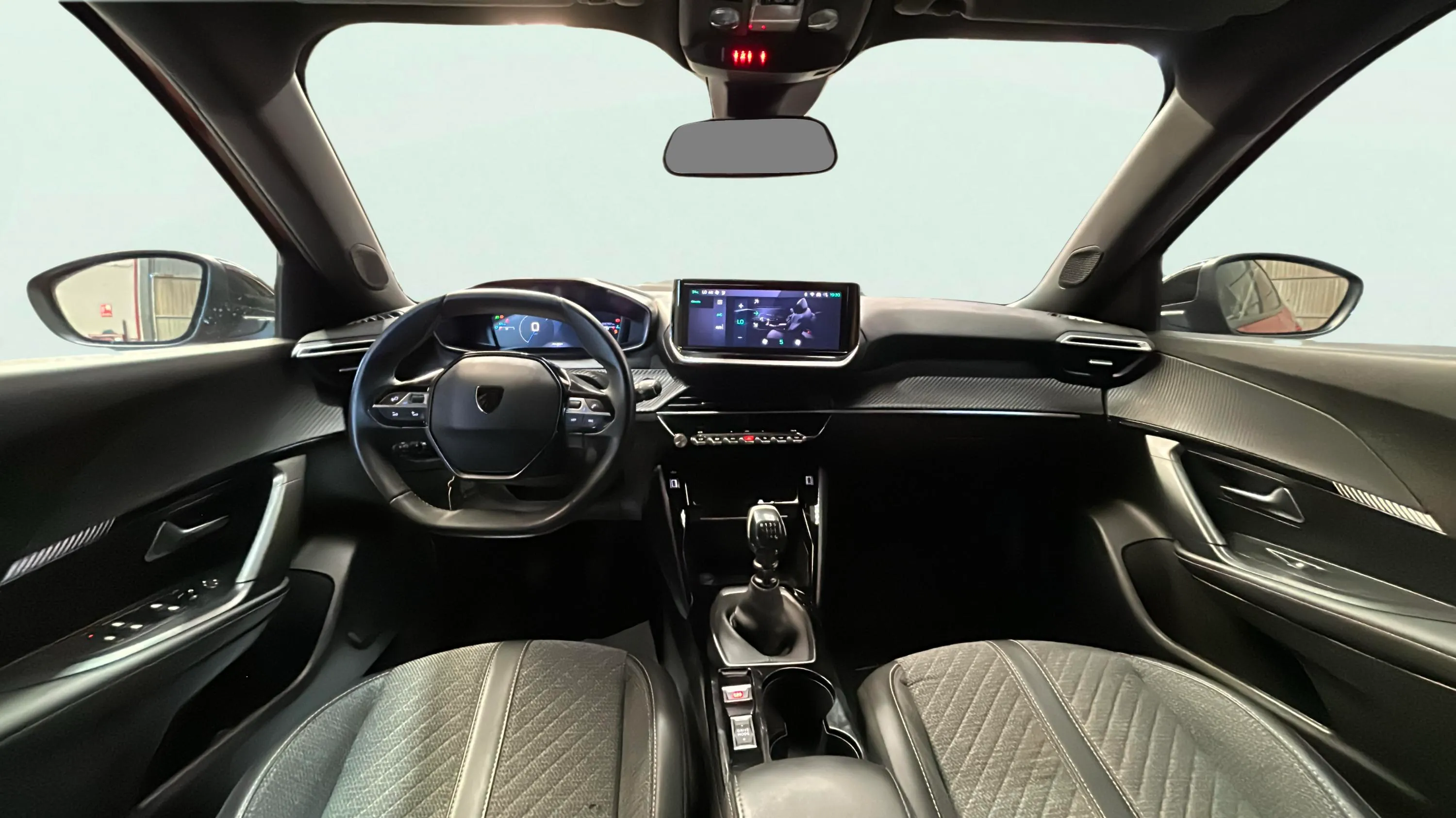 Peugeot 2008 Allure PureTech 100 - foto 9