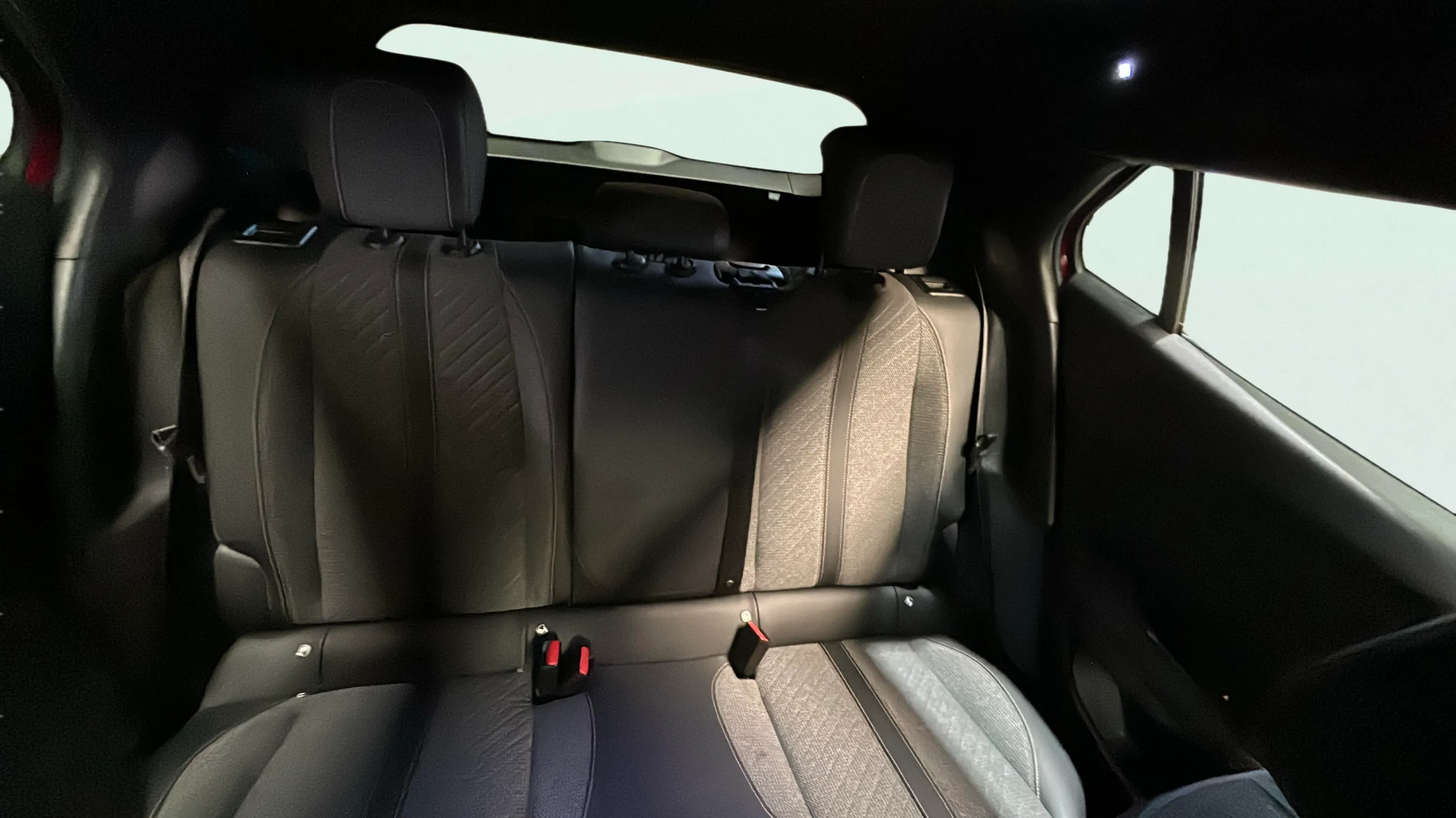 Peugeot 2008 Allure PureTech 100 - foto 15